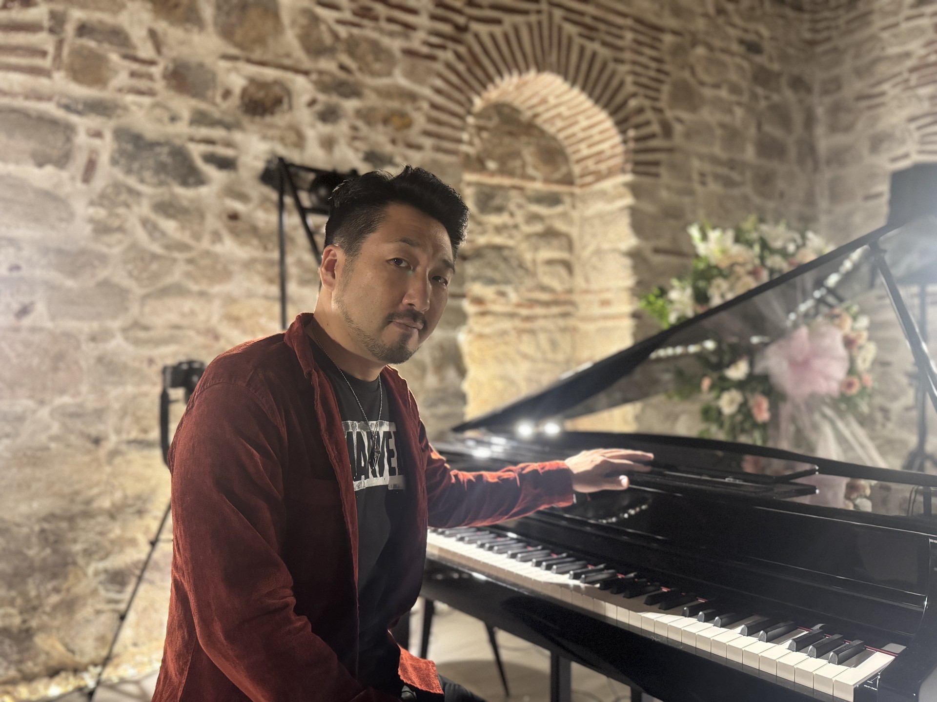 Japanese pianist Nakamura Tempei captivates Istanbul audience