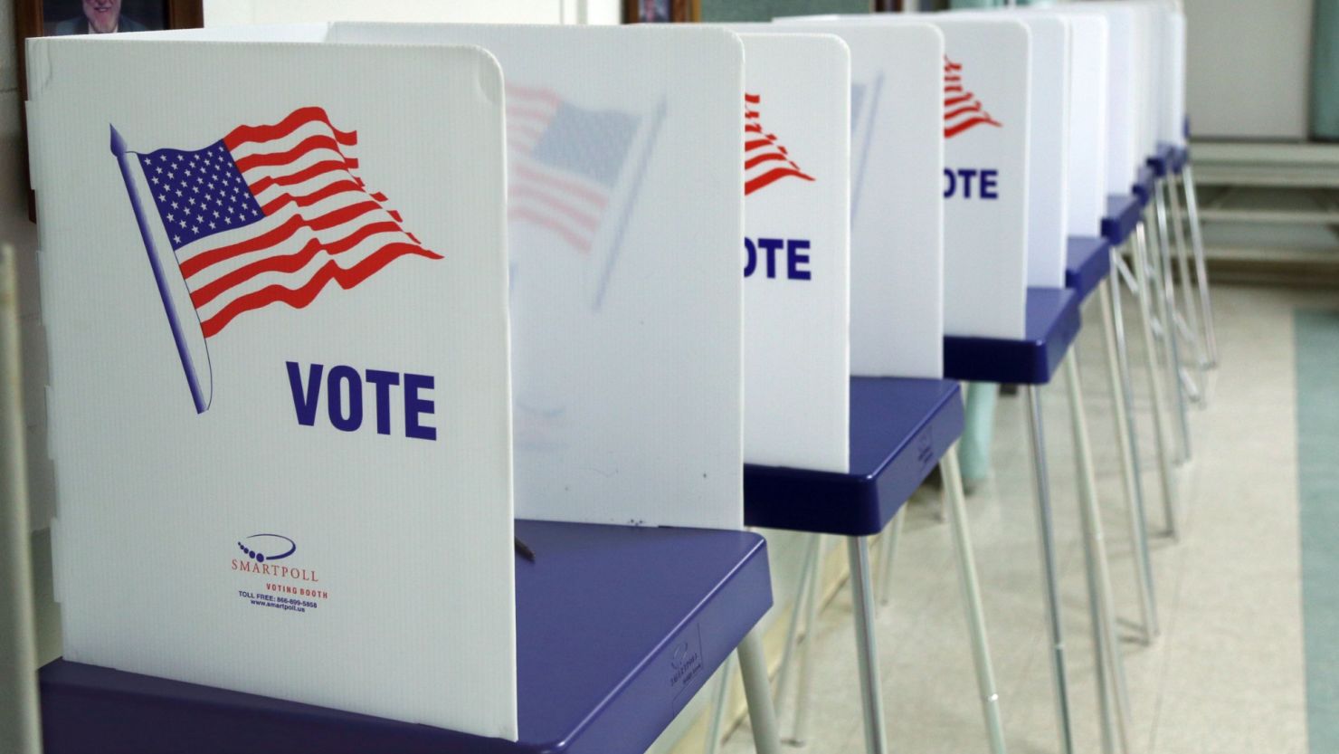 Voting booth in the United States. (AFP Photo)