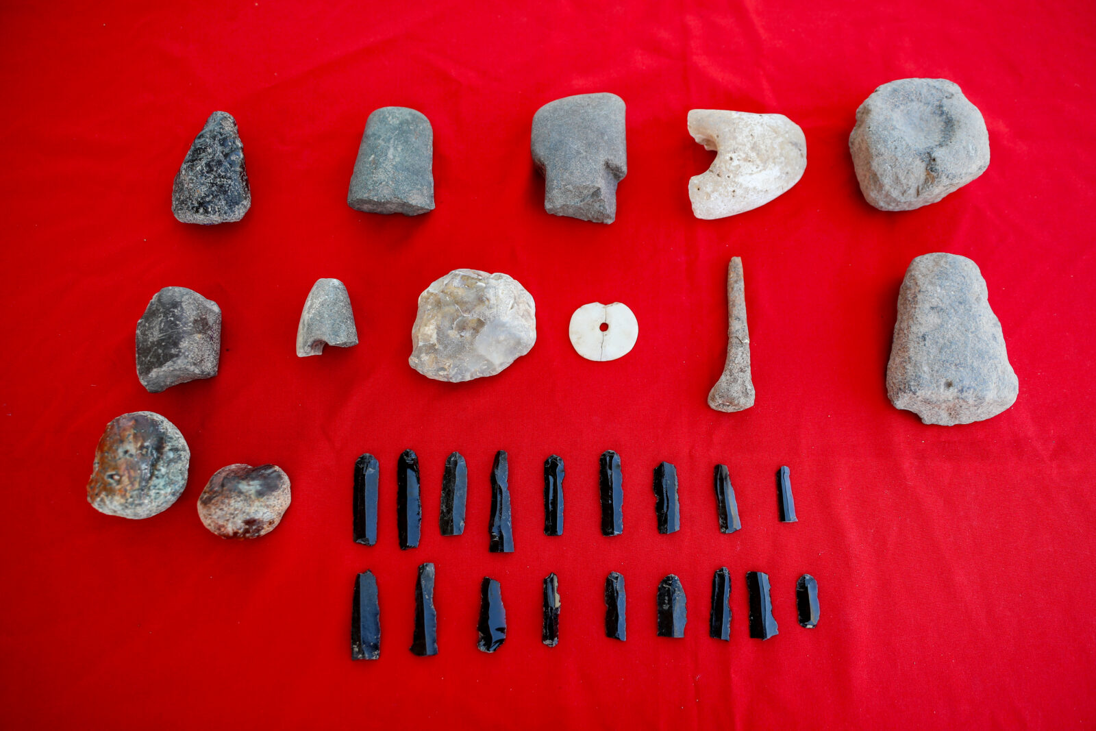 Excavation work at Amida Mound in Diyarbakir uncovered 10,000-year-old stone tools at the archaeological site, Türkiye, Oct. 18, 2024. (AA Photo)