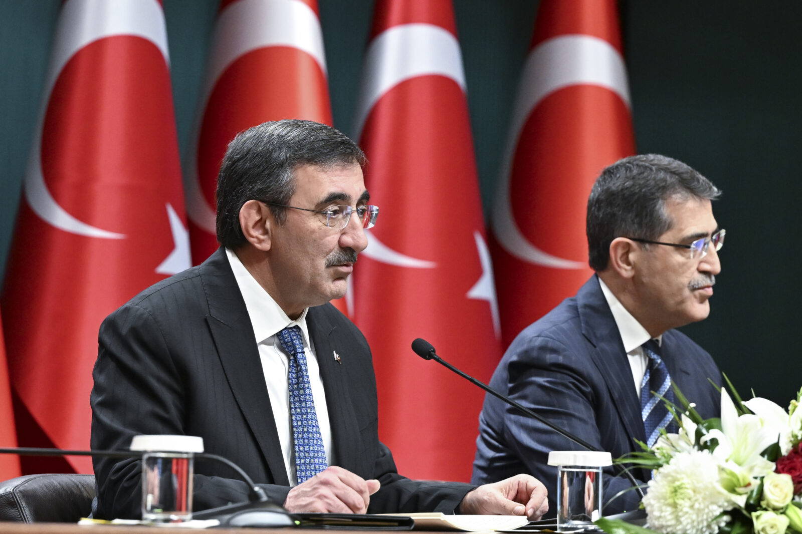 Türkiye's 2025 budget forecasts 1.9T TL ($55.4B) deficit
