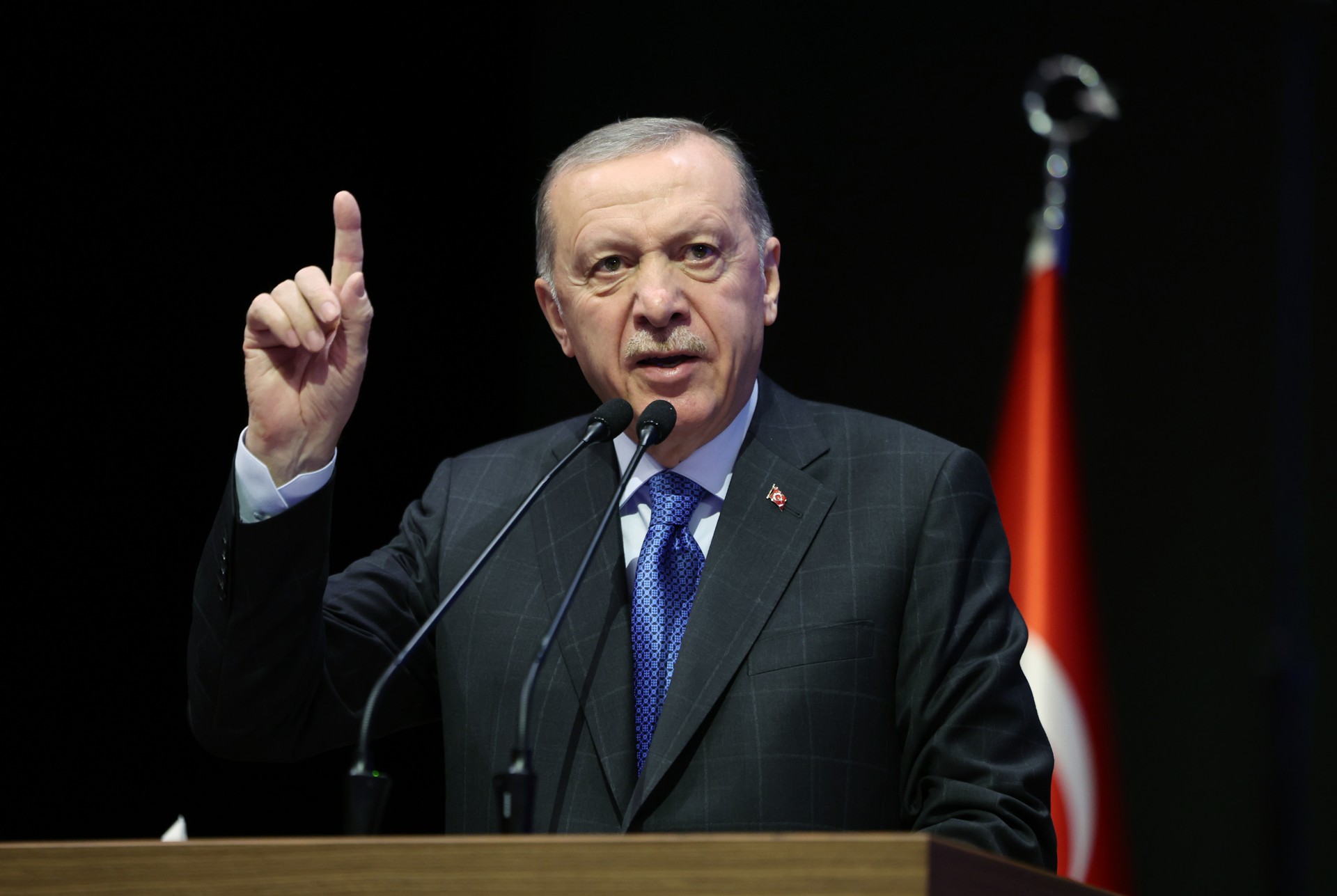 President Erdogan’s third-term debate heats up as early elections emerge as possibility