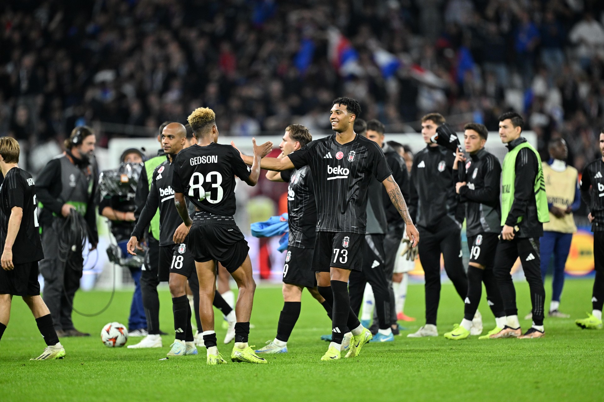 Besiktas stuns Lyon 1-0, snaps French side's 13-match unbeaten streak