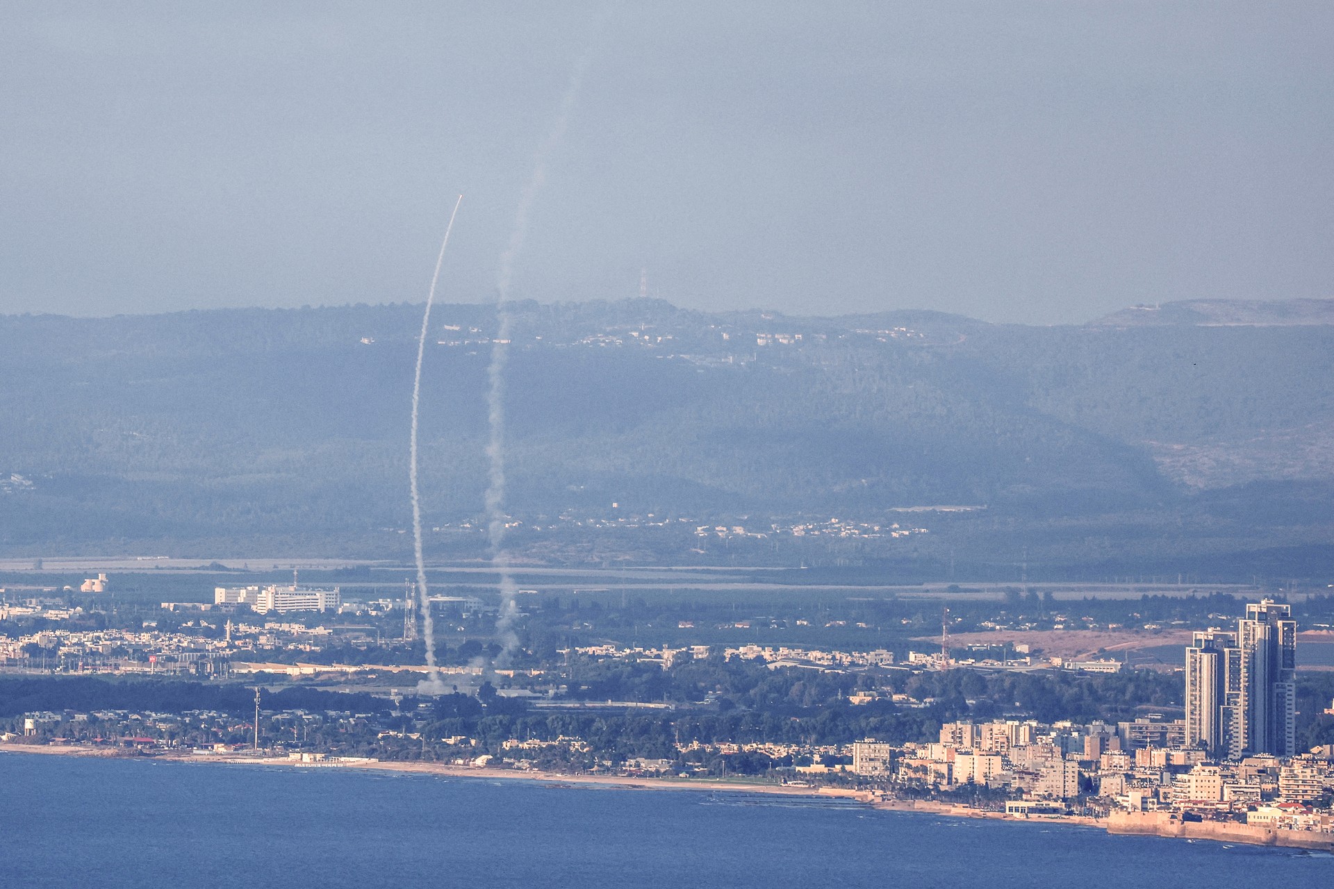 Israel intercepts missile fired from Yemen, triggers air-raid sirens
