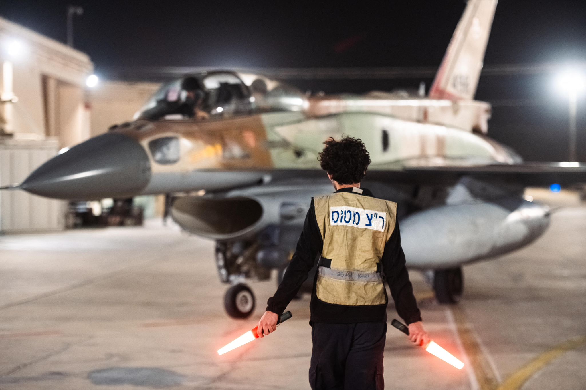 Israeli reserve and retired soldiers call for halt to Gaza offensive over hostage deal Image