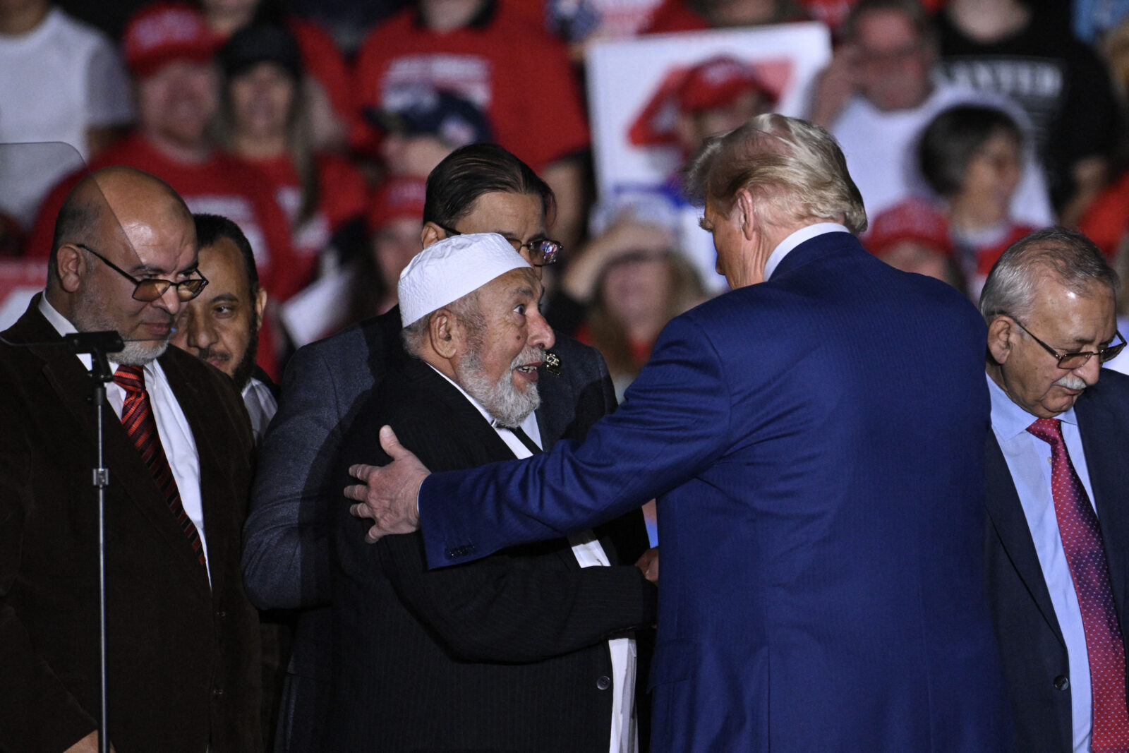 Trump wins Michigan as Muslim voters fuel Harris