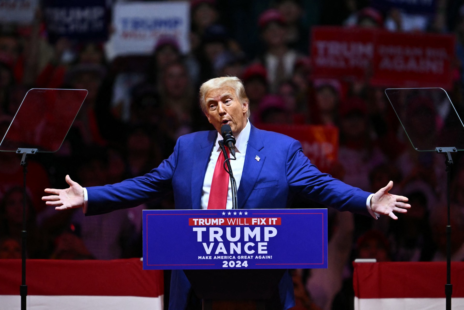 US election tensions rise as Trump and Harris head toward a tight race