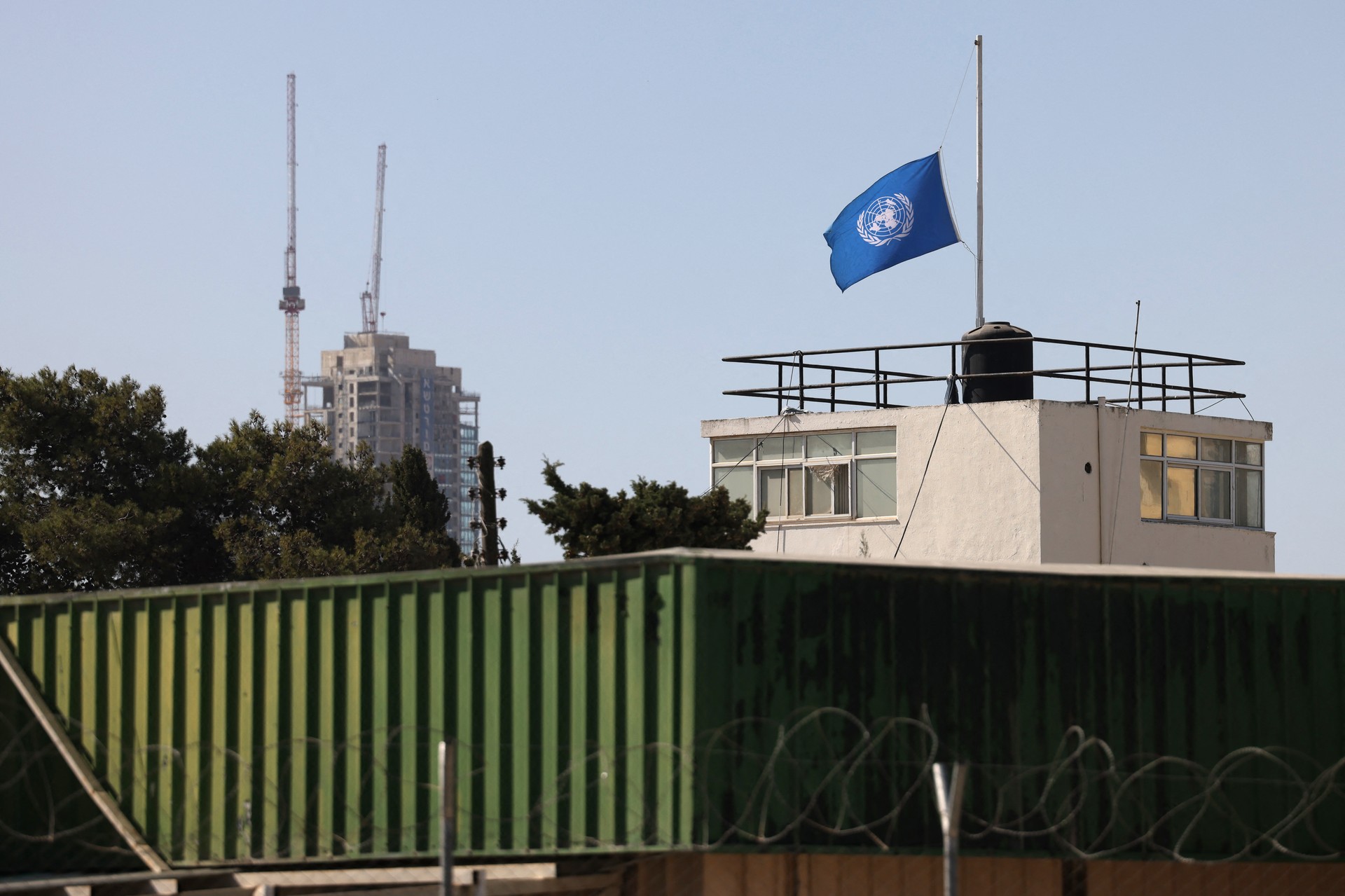 UK urges Israel to reconsider ban on UNRWA amid humanitarian concerns