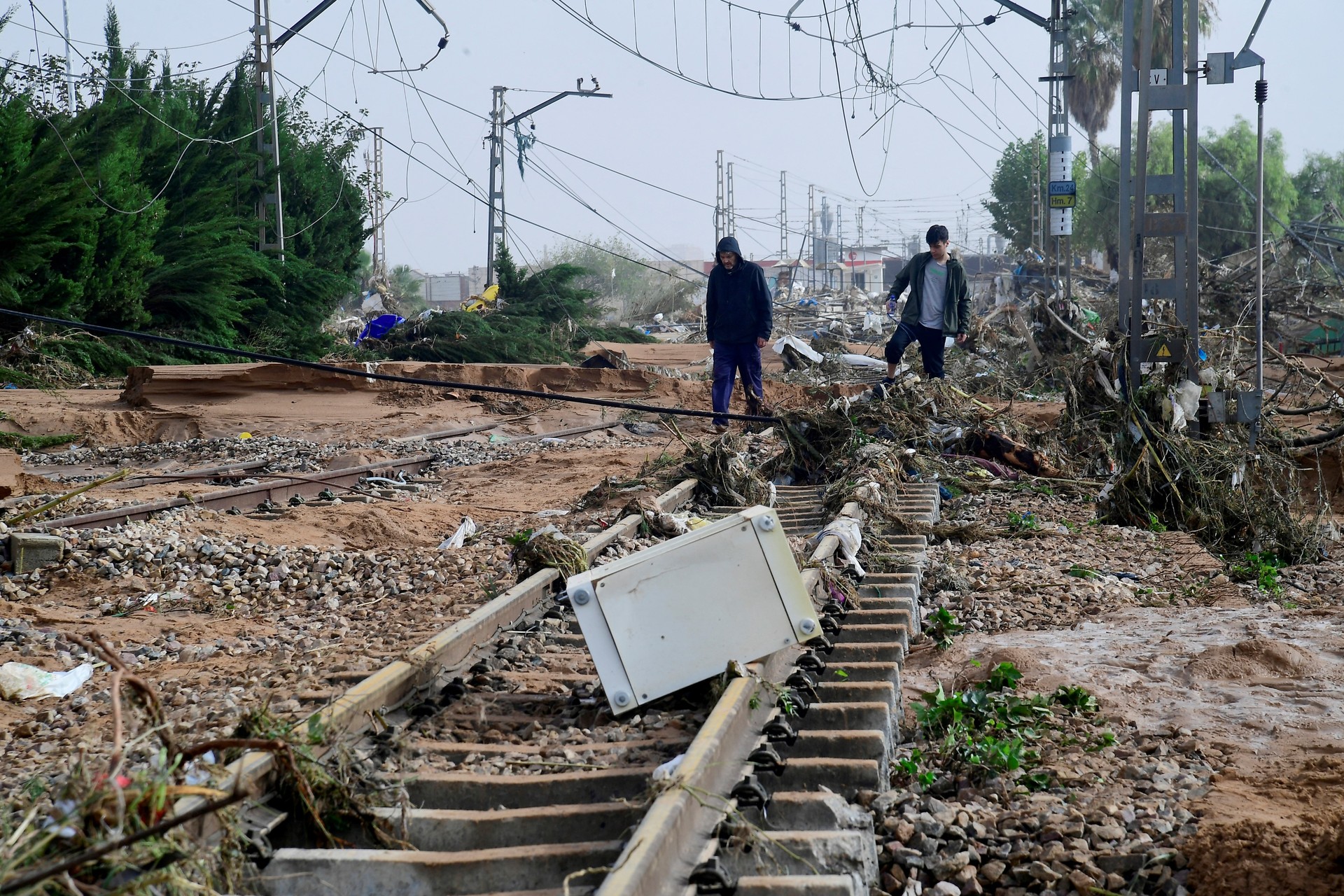 Türkiye offers condolences to Spain over flash flood deaths
