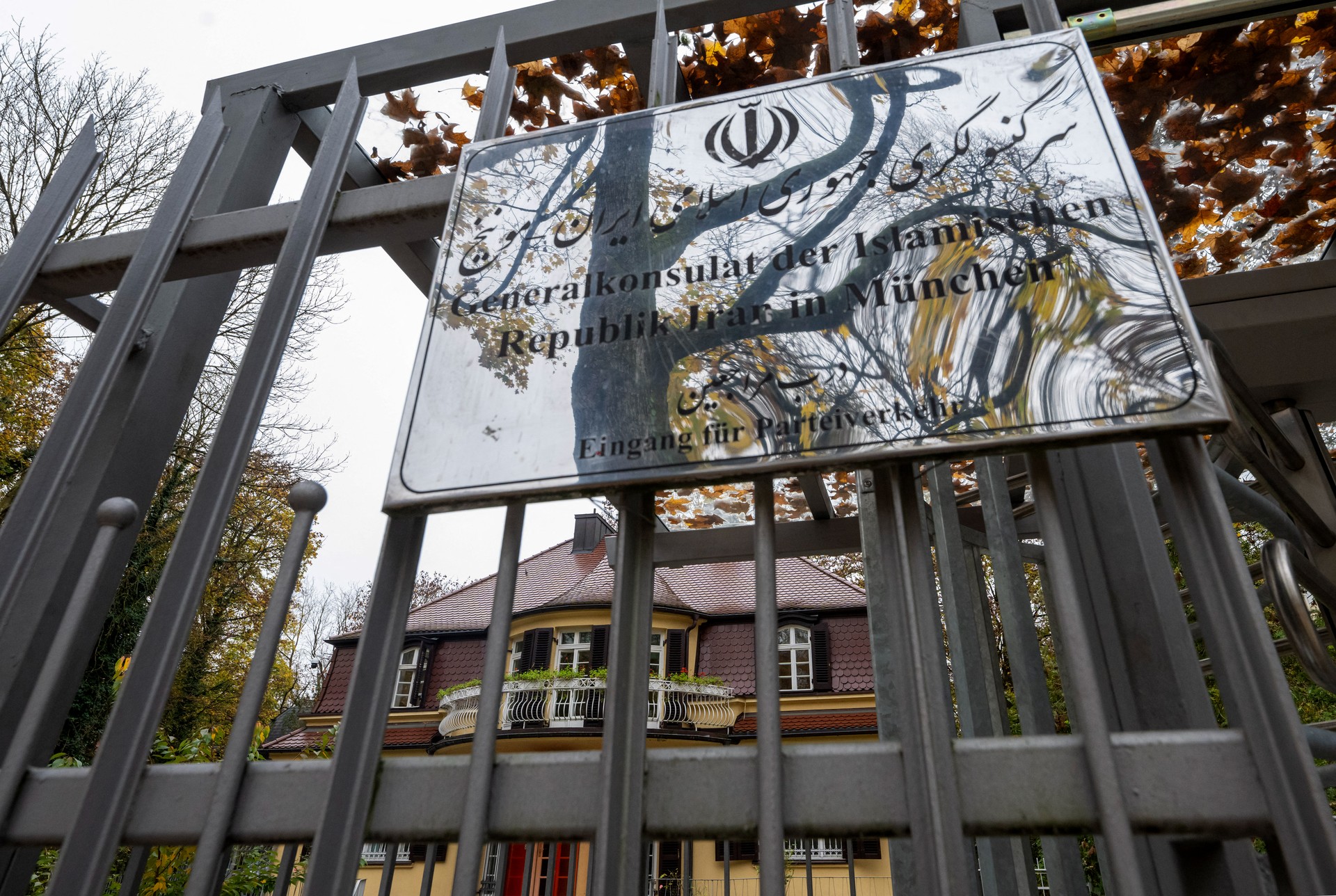 Germany closes Iranian consulates after execution of German citizen Jamshid Sharmahd