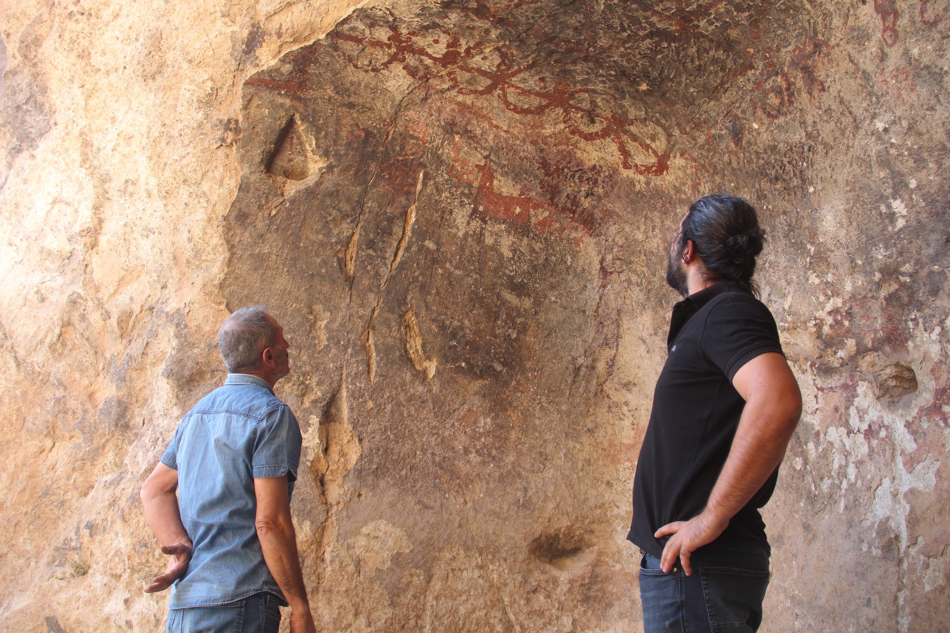 Mystery cave paintings in Türkiye's Sivas: Secret sanctuary or ancient art?