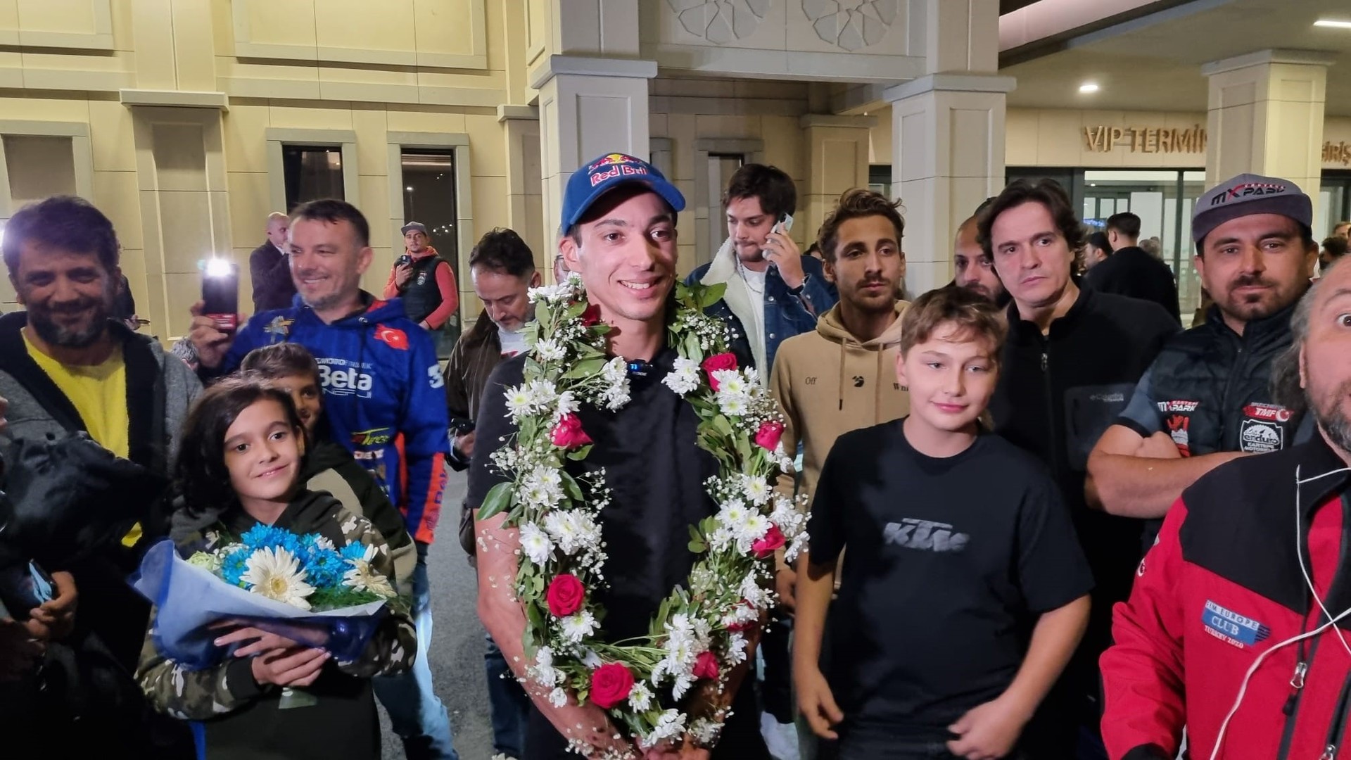 Turkish racer Razgatlioglu returns with 2nd Superbike Championship title