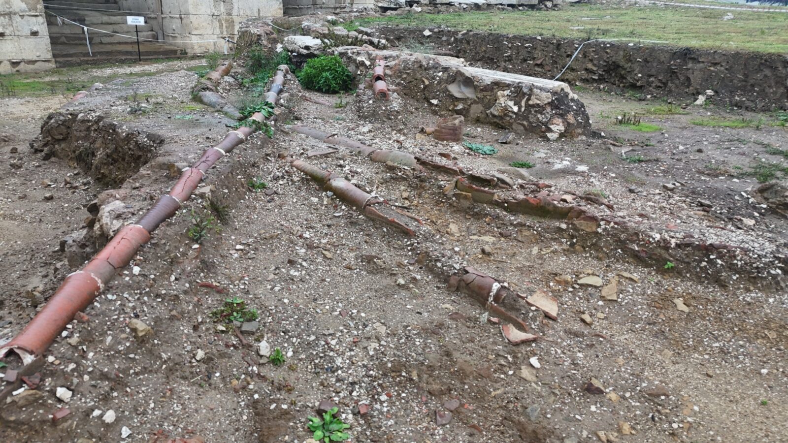 Ancient infrastructure, Byzantine church unearthed in Türkiye