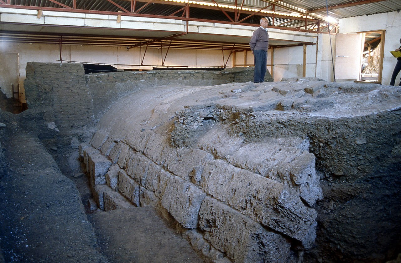 Tomb II ("Tomb of Philip II") at Vergina. Back of facade and exterior of barrel vault with remains of funeral pyre. (Photo via Mark Landon/Public Domain)