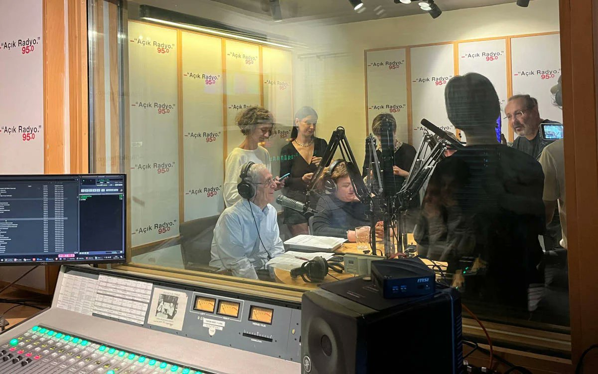 30-year-old Turkish radio station shuts down after license cancellation