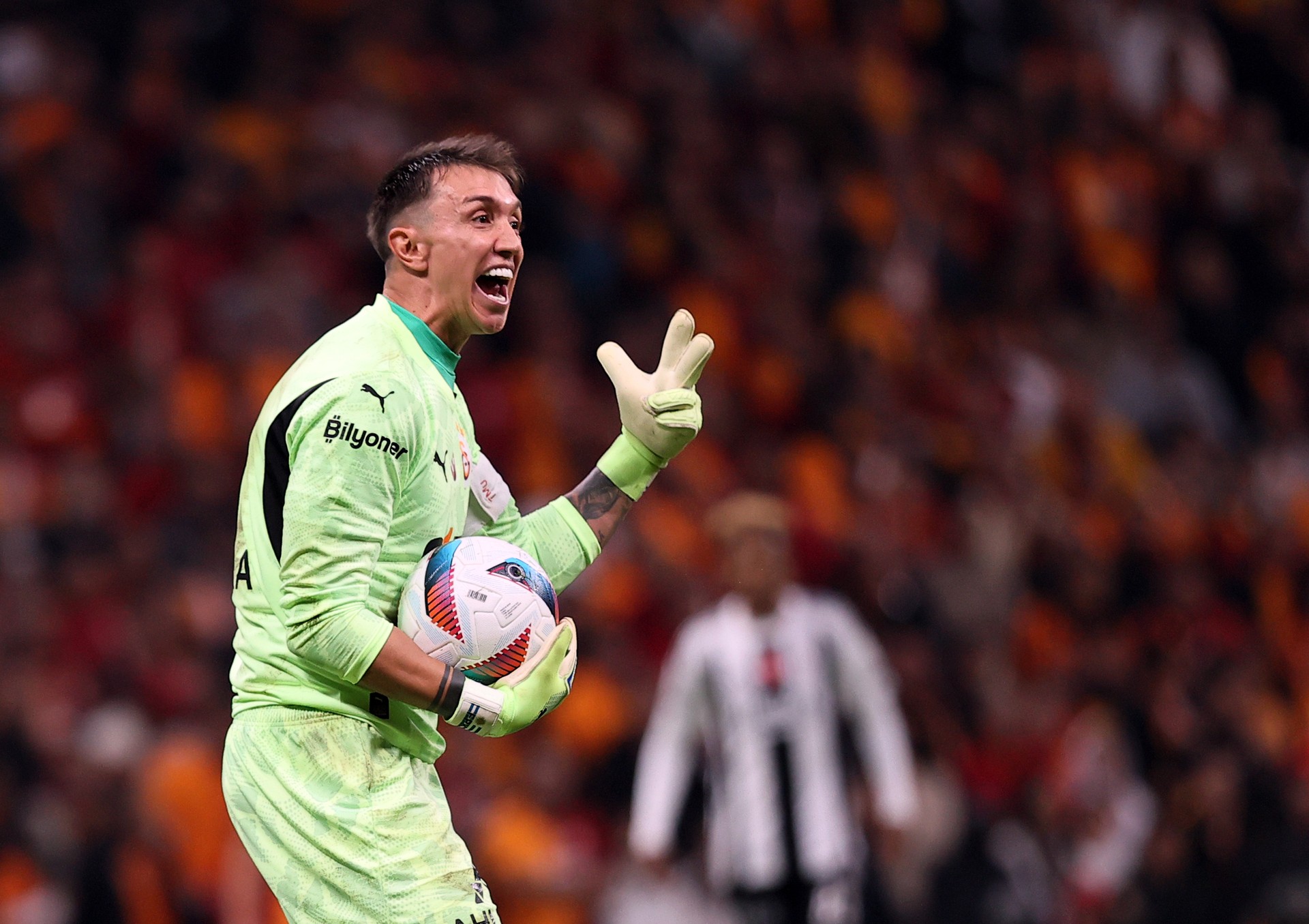 Muslera bids farewell to football, informs Galatasaray, Turkish media reports