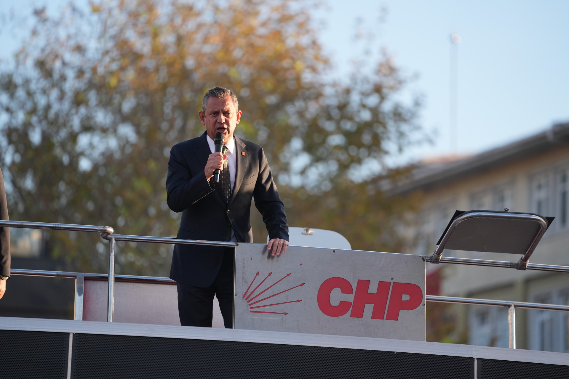Erdogan files criminal complaint against opposition leader Ozel for insult, defamation