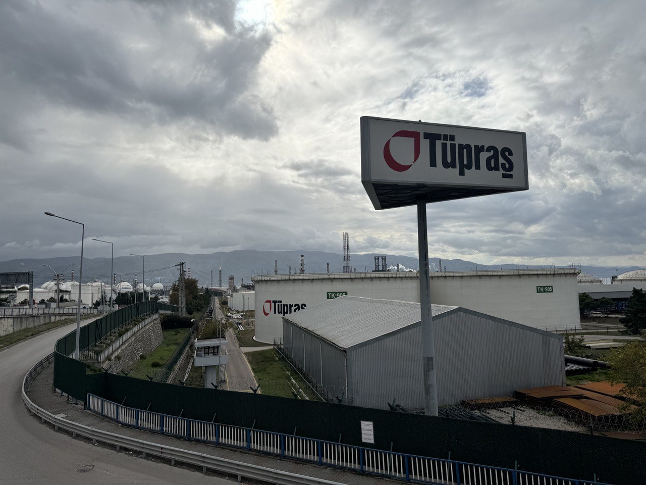 Explosion at Tupras refinery in Izmit, no injuries reported