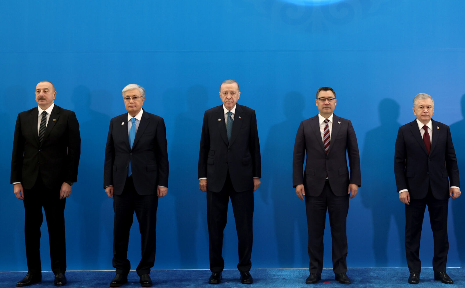 BISHKEK, KYRGYZSTAN - NOVEMBER 6: (----EDITORIAL USE ONLY - MANDATORY CREDIT - 'TURKISH PRESIDENCY / MURAT KULA / HANDOUT' - NO MARKETING NO ADVERTISING CAMPAIGNS - DISTRIBUTED AS A SERVICE TO CLIENTS----) Turkish President Recep Tayyip Erdogan (C) attends the 11th Summit of the Council of Heads of State of the Organization of Turkic States (OTS) in Bishkek, Kyrgyzstan on November 6, 2024. ( TUR Presidency /Murat Kula - Anadolu Agency )Cumhurbaskani Recep Tayyip Erdogan, Suudi Arabistan'in baskenti Riyad'da düzenlenen 