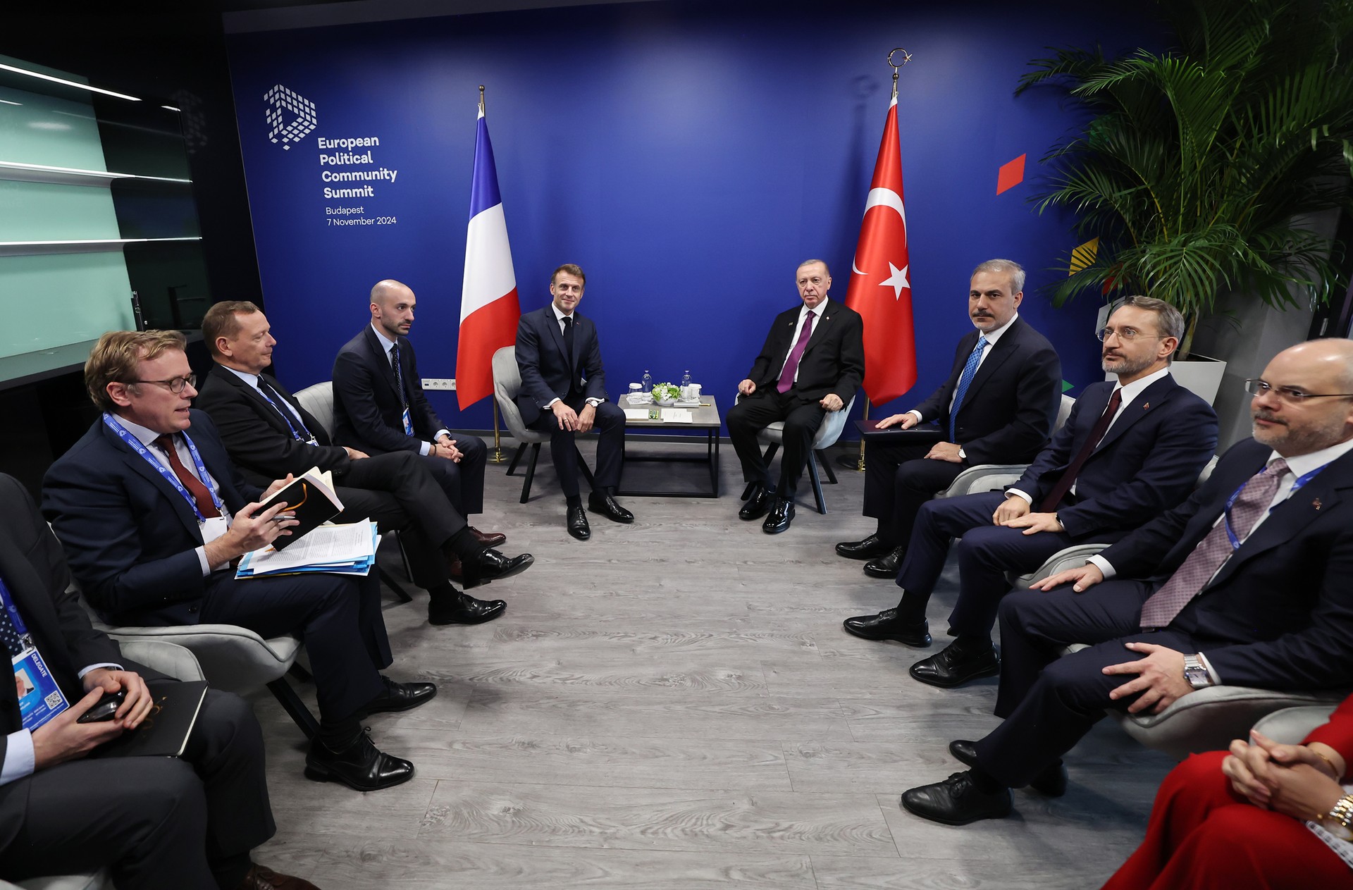 Erdogan urges revitalized EU talks in meeting with France's Macron