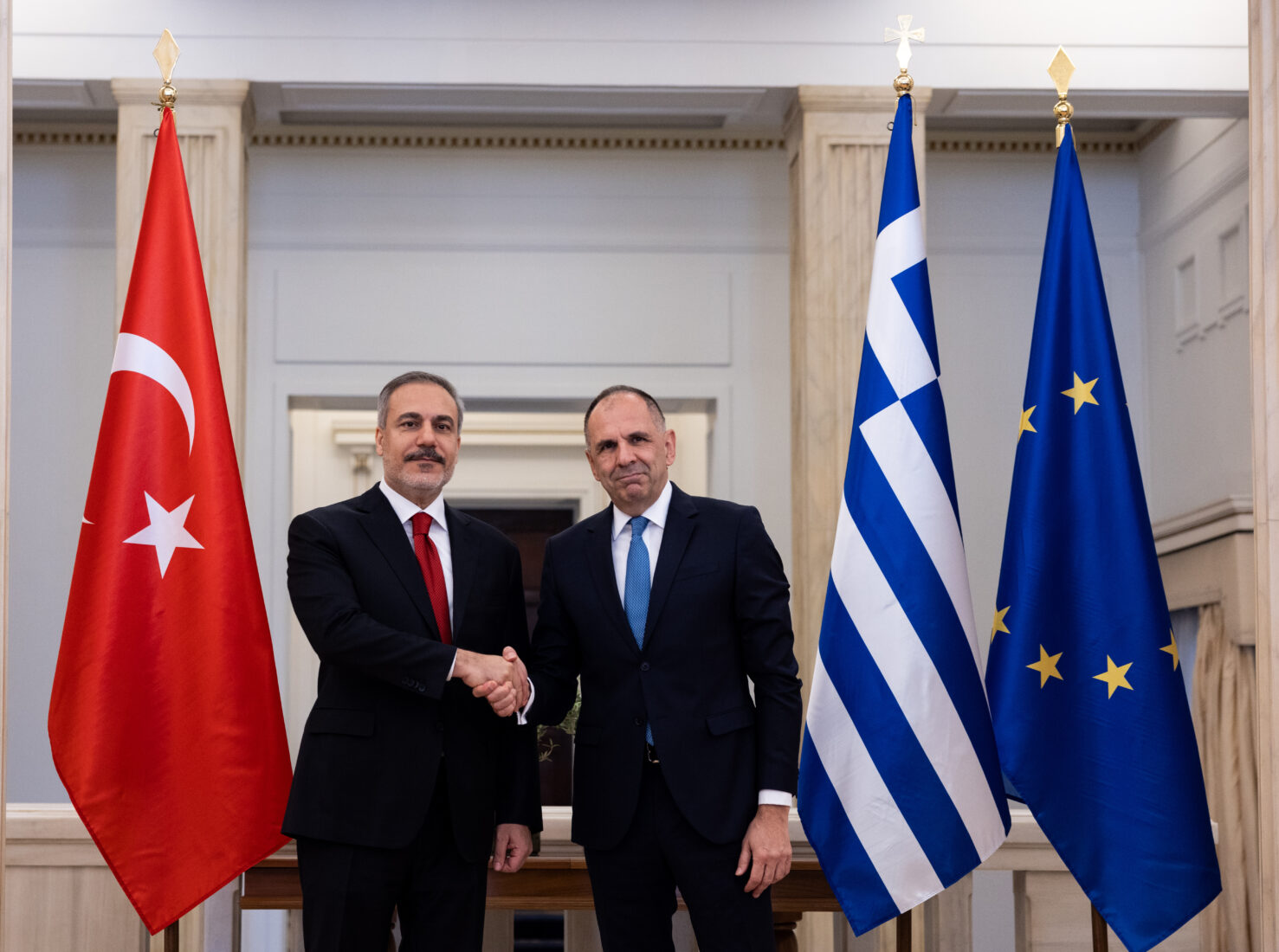 ATHENS, GREECE - NOVEMBER 8: Turkish Foreign Minister Hakan Fidan (L) meets with his Greek counterpart Giorgos Gerapetritis (R) in Athens, Greece on November 8, 2024. ( Murat Gök - Anadolu Agency )<img src=
