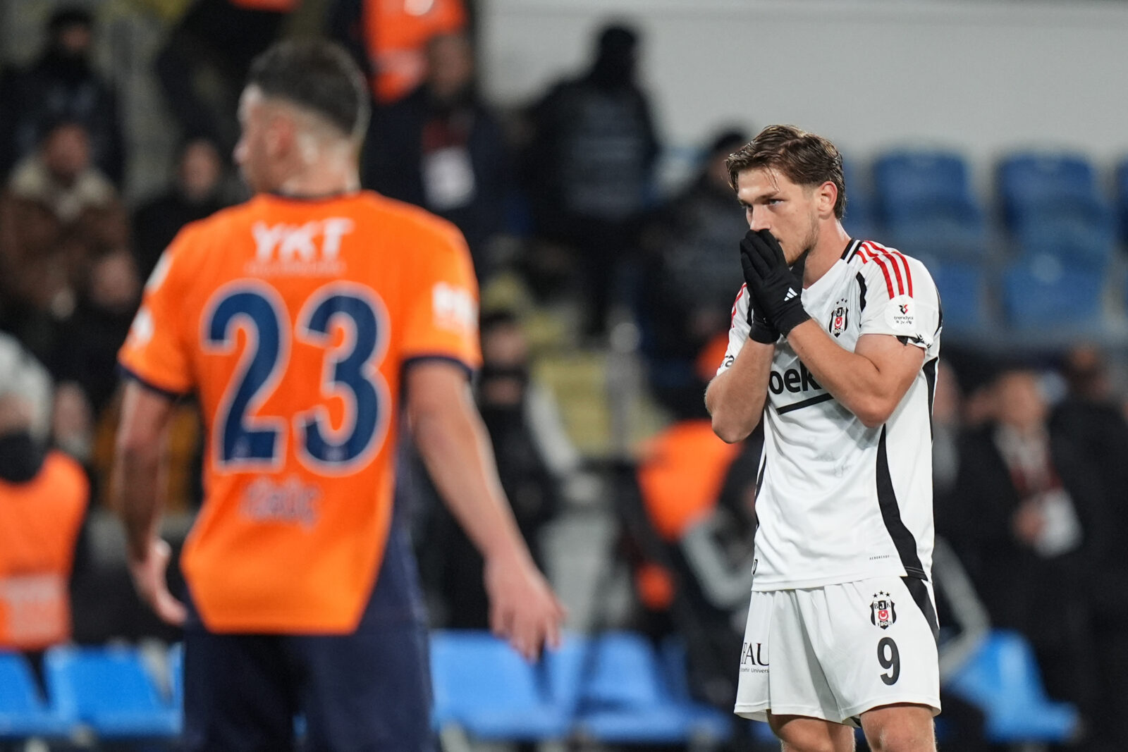 Newcastle pursues Besiktas