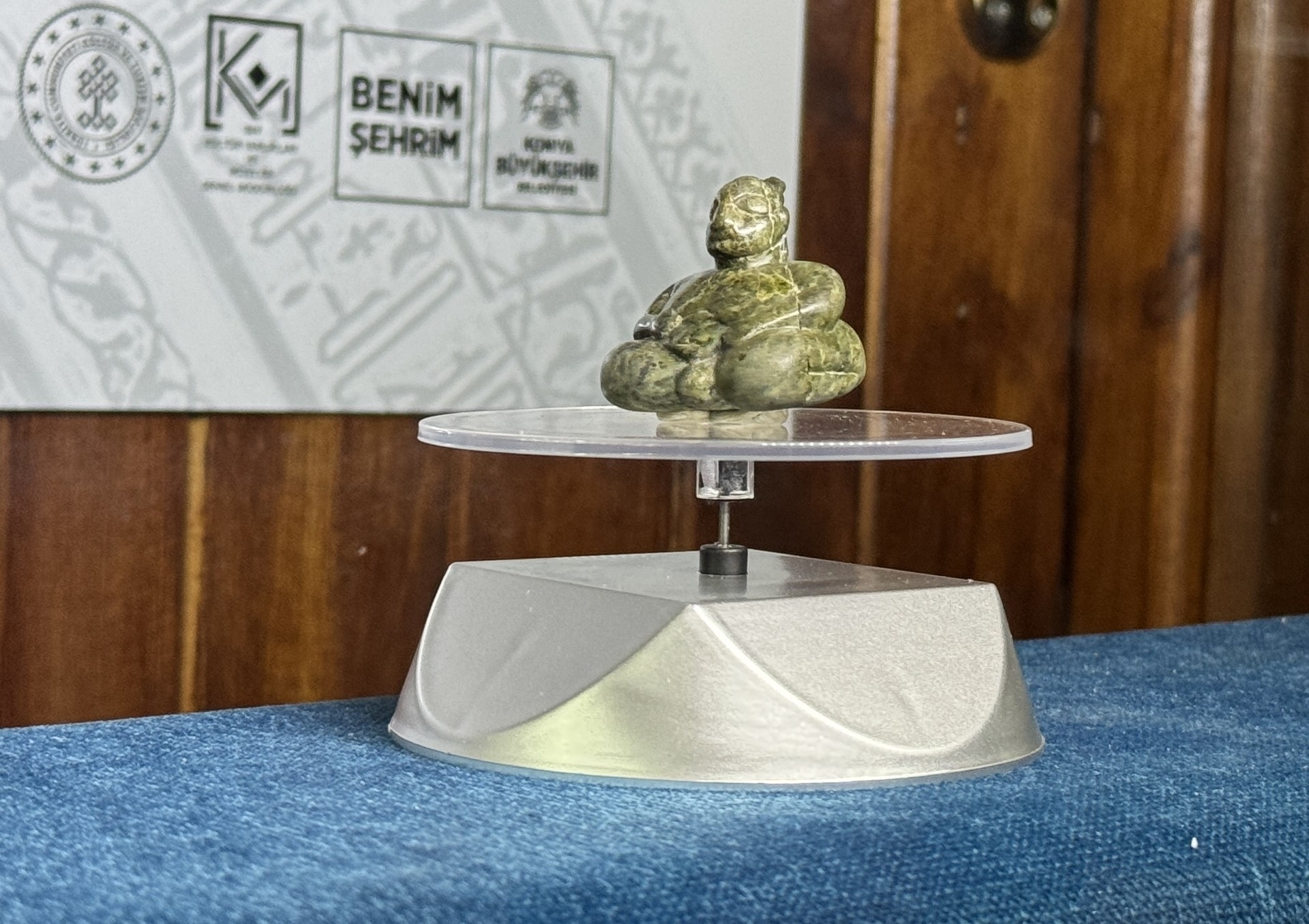 Stolen goddess figurine from Catalhoyuk returns to Türkiye
