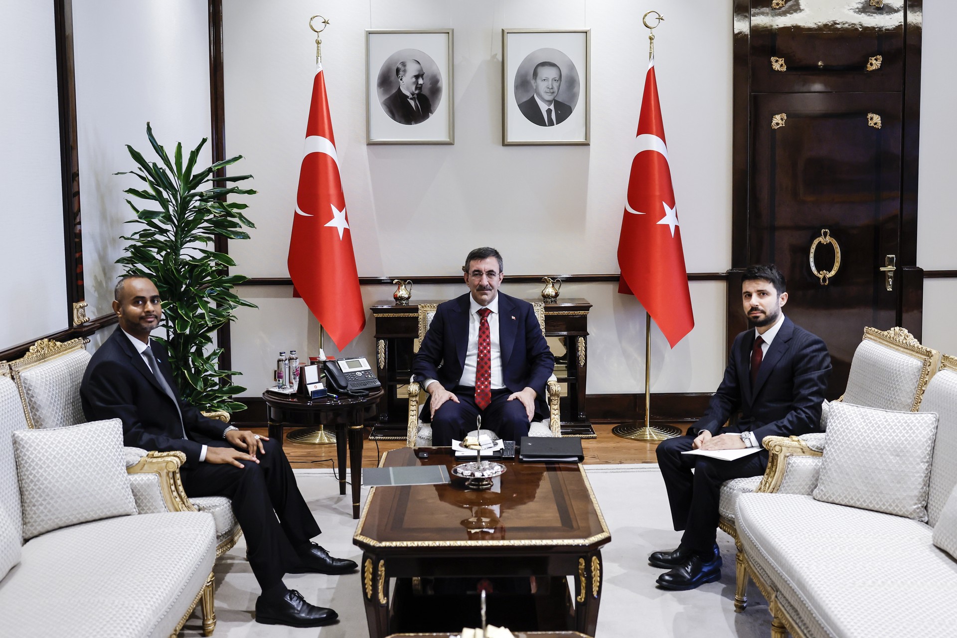 Turkish VP Yilmaz meets Somalia's Defense Minister Nur in Ankara