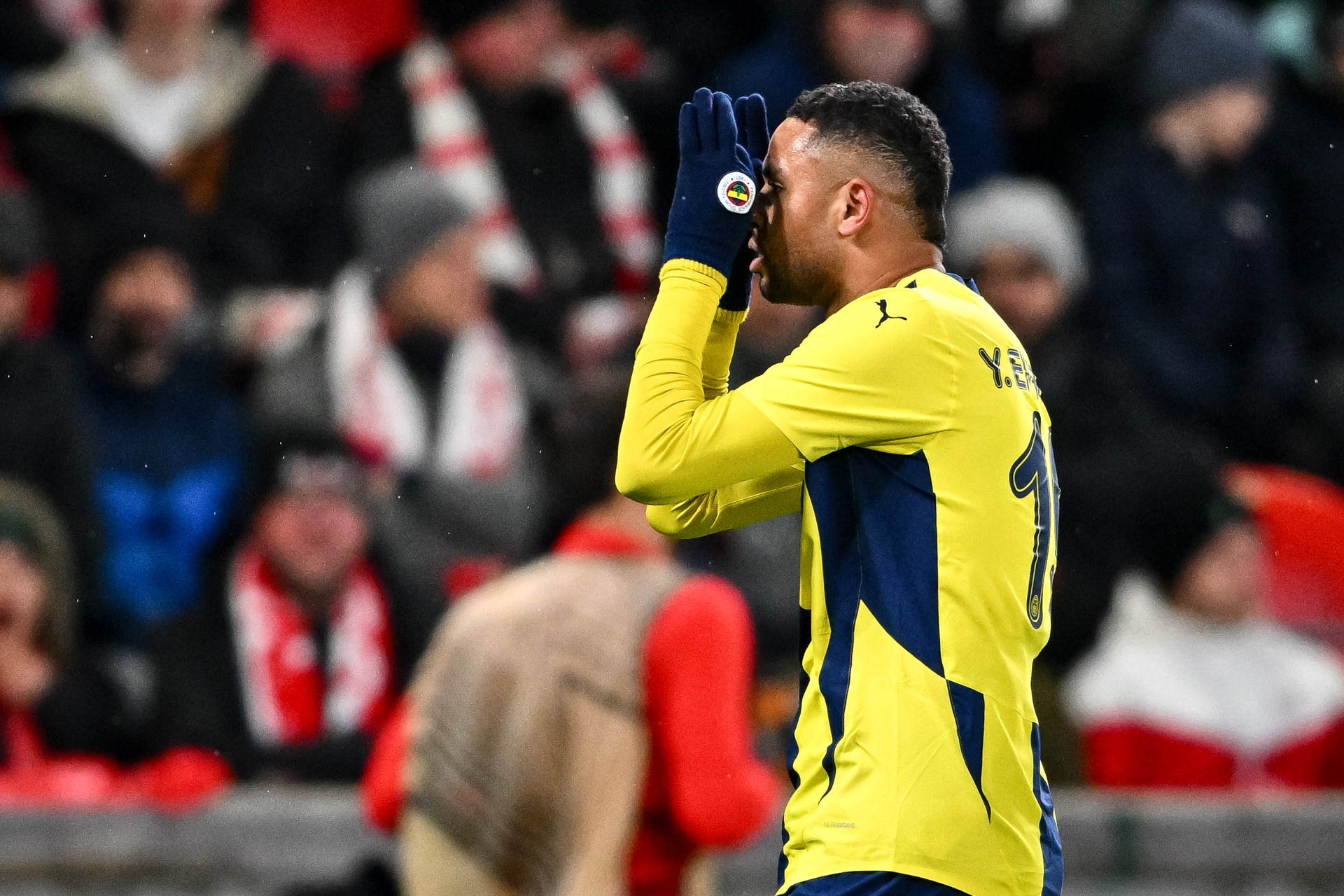 Fenerbahce rejects $33.8M bid for En-Nesyri as Mourinho vetoes his leave