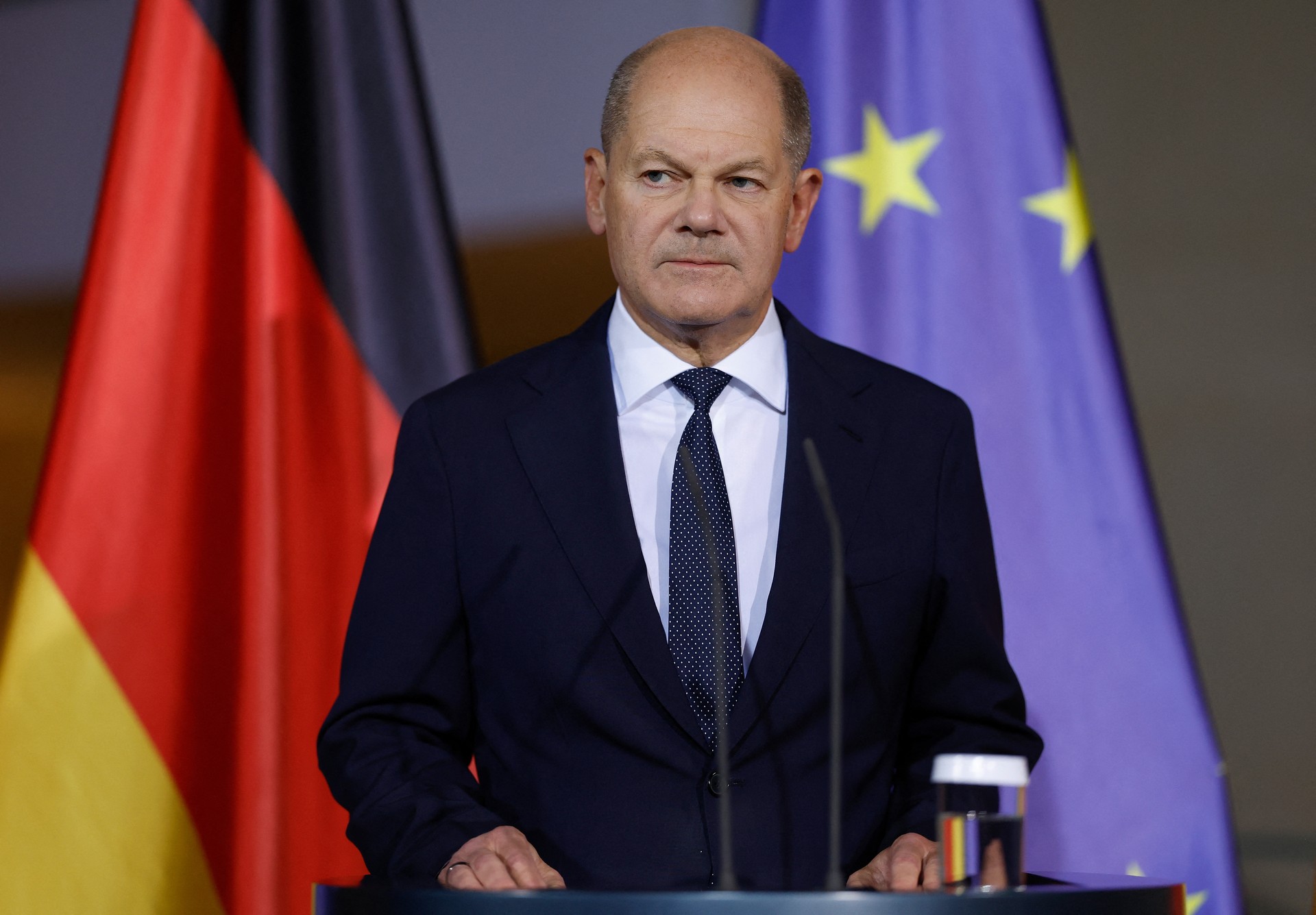 German Chancellor Scholz, Russia's Putin hold 1st phone call in nearly 2 years