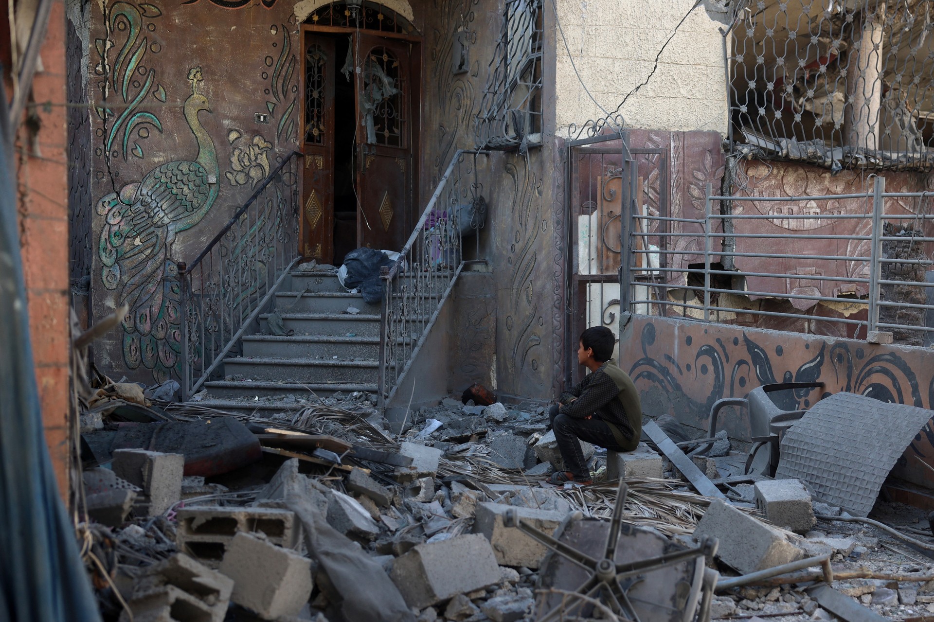 Gaza on verge of environmental disaster: Bodies pile up as Israeli assault intensifies