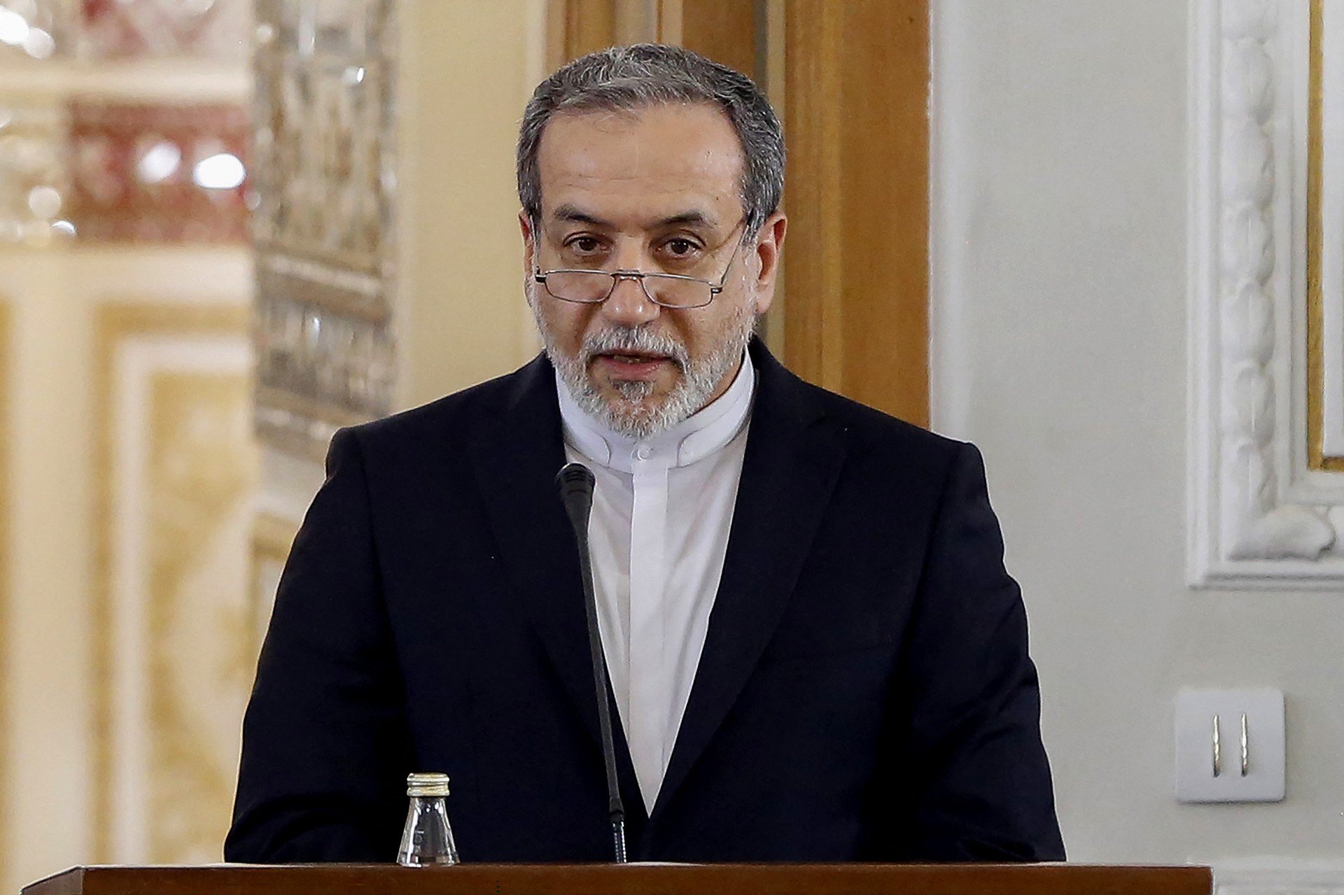 Iran says to 'firmly support' Damascus after rebel offensive in Syria