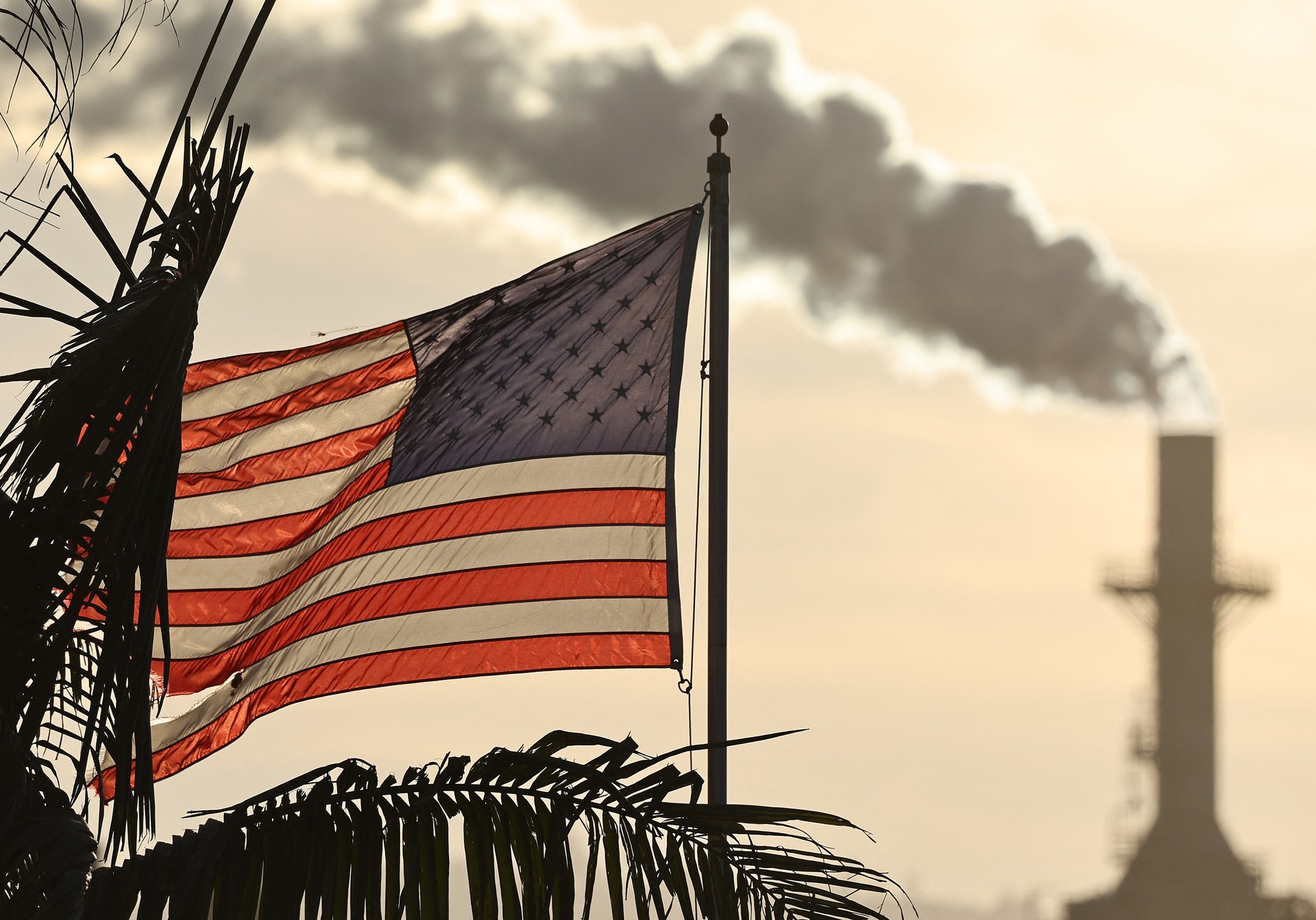 Layoffs rise as US hiring drops to decade low in 2024