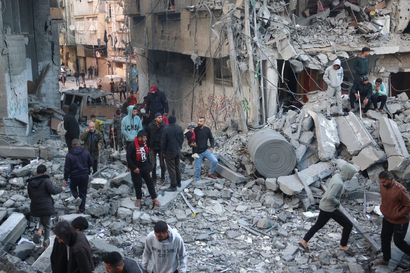 Israel kills 45,514 people in Gaza over 450 days, more than 100 deaths daily