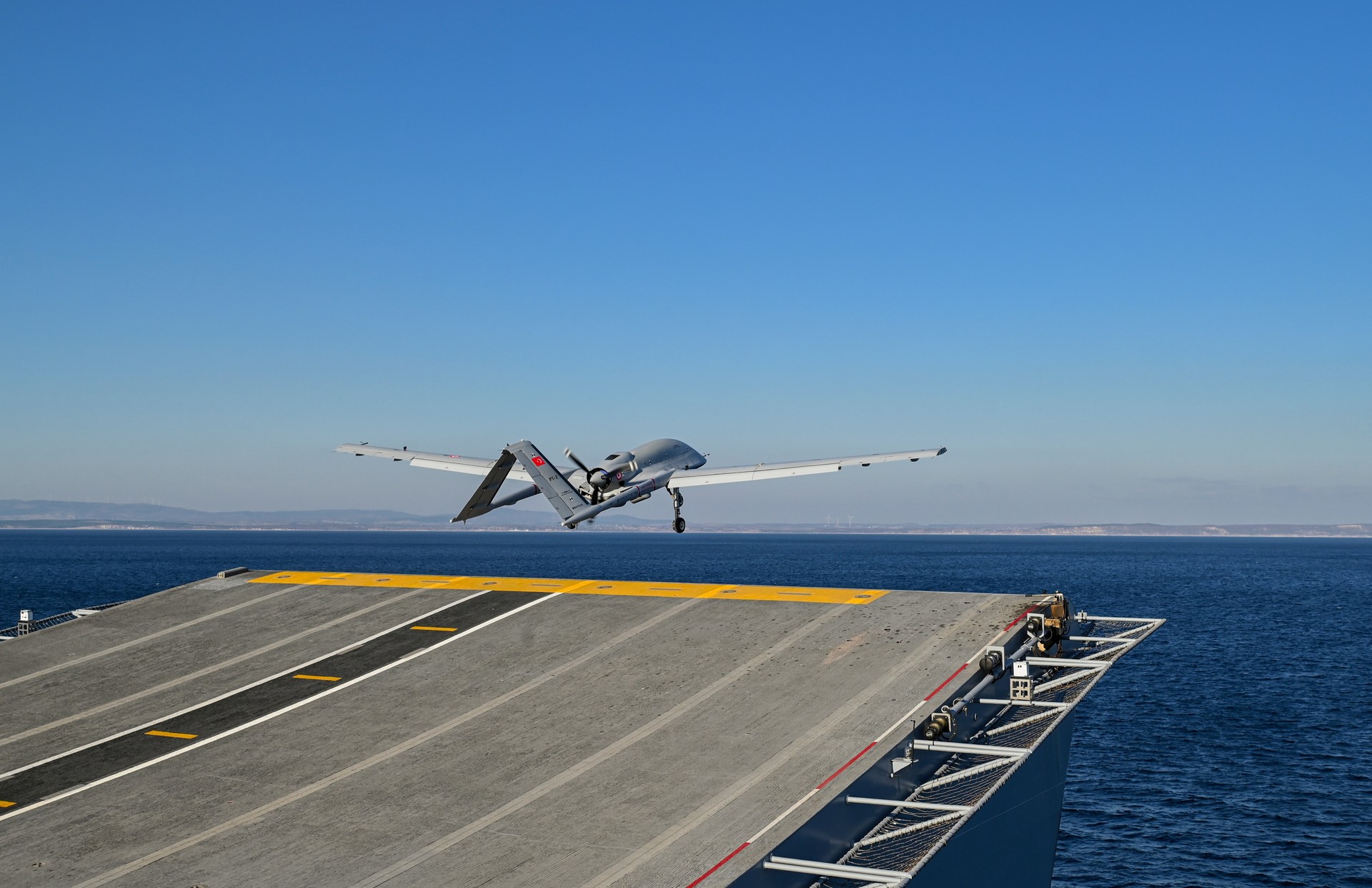 Italy's Leonardo, Türkiye's Baykar nearing drone production partnership Image