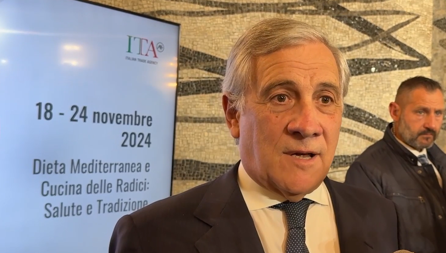 Italian Consulate in Istanbul victimizes 1,000 Turkish students as Italy's FM addresses issue