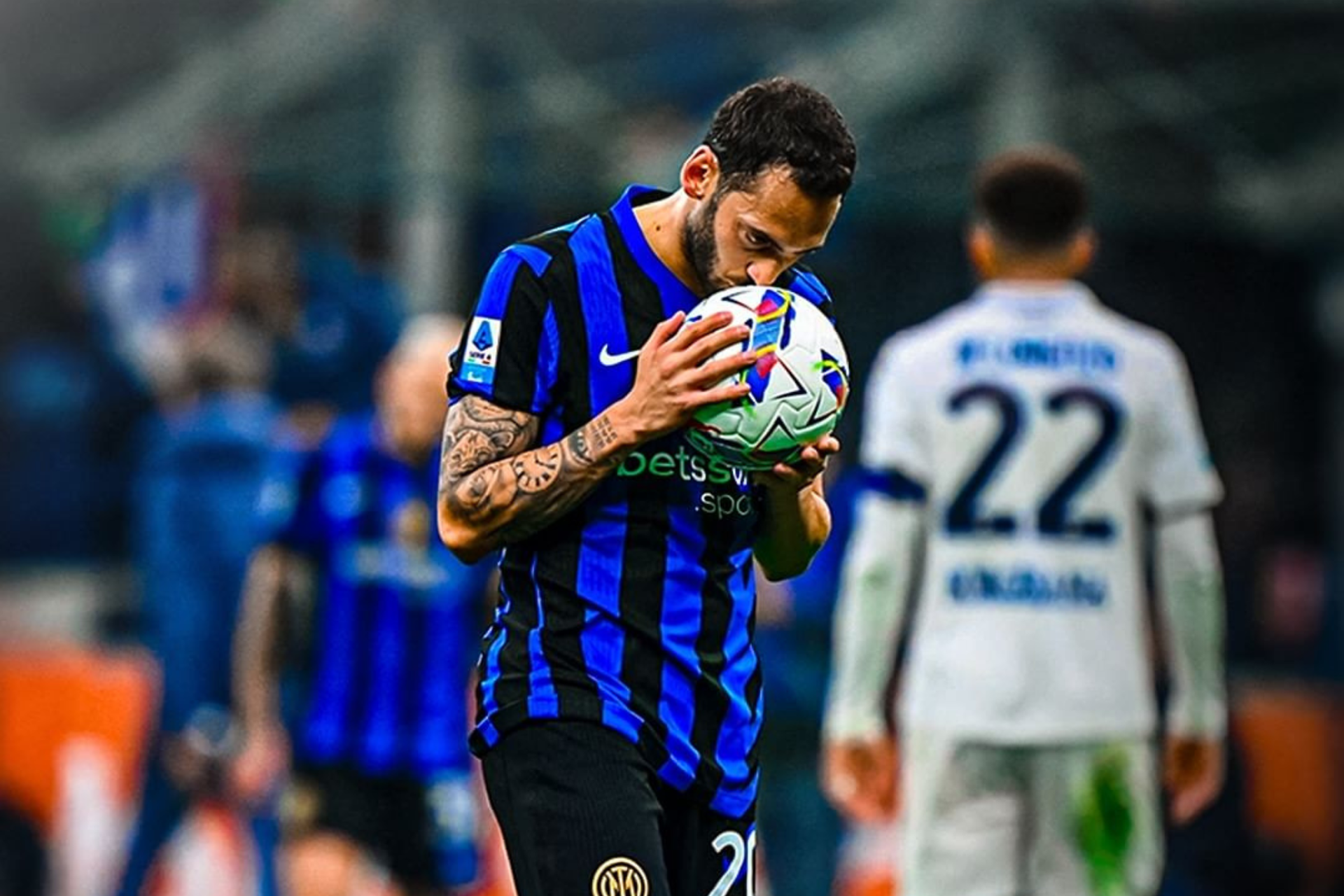 Hakan Calhanoglu reveals near-move from Milan: 'I had a chance to join Galatasaray'