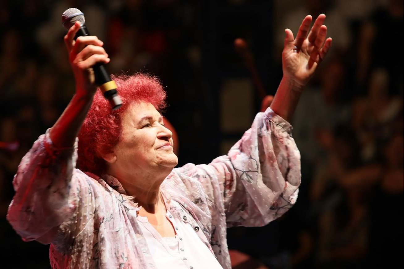 People filled Harbiye open air thetre to enjoy Turkish folk icon Selda Bagcan's concert, Istanbul, Türkiye, November 13, 2024. (Photo via Instagram / @seldabagcanofficial)