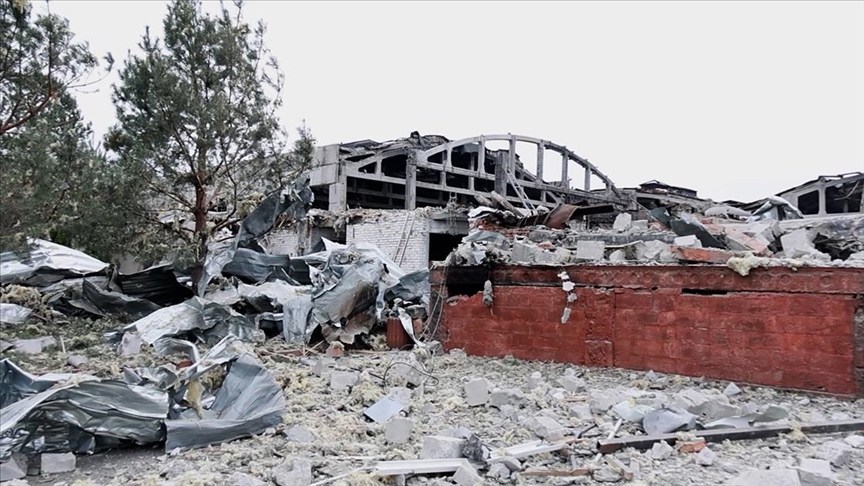 Russia launches 'one of the most intense airstrikes,' Ukrainian FM reports