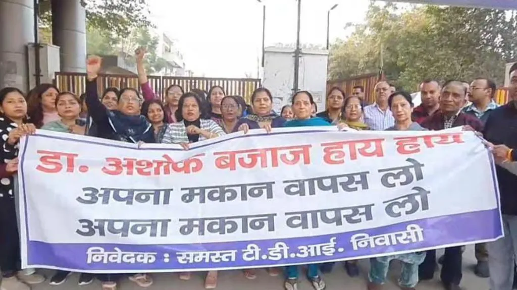 Hindu-Muslim tensions in India: Hindu residents force Muslim couple out of new home