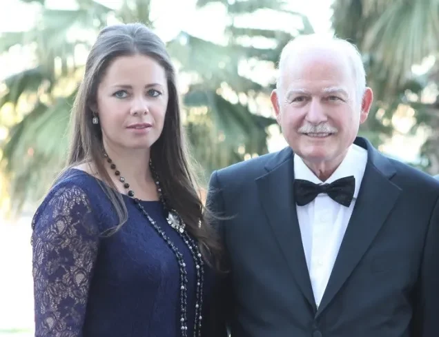 A photo of Ayse Gulnev Osmanoglu (L) and her father, Prince Osman Selaheddin Osmanoglu. (Photo via Ayse Gulnev Osmanoglu's website)
