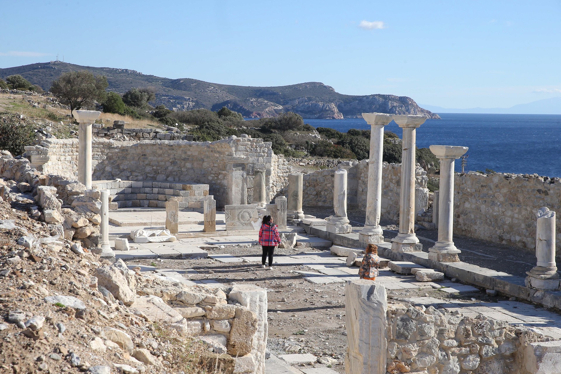Hidden treasures uncovered in Türkiye’s Knidos' 2,600-year-old church restoration
