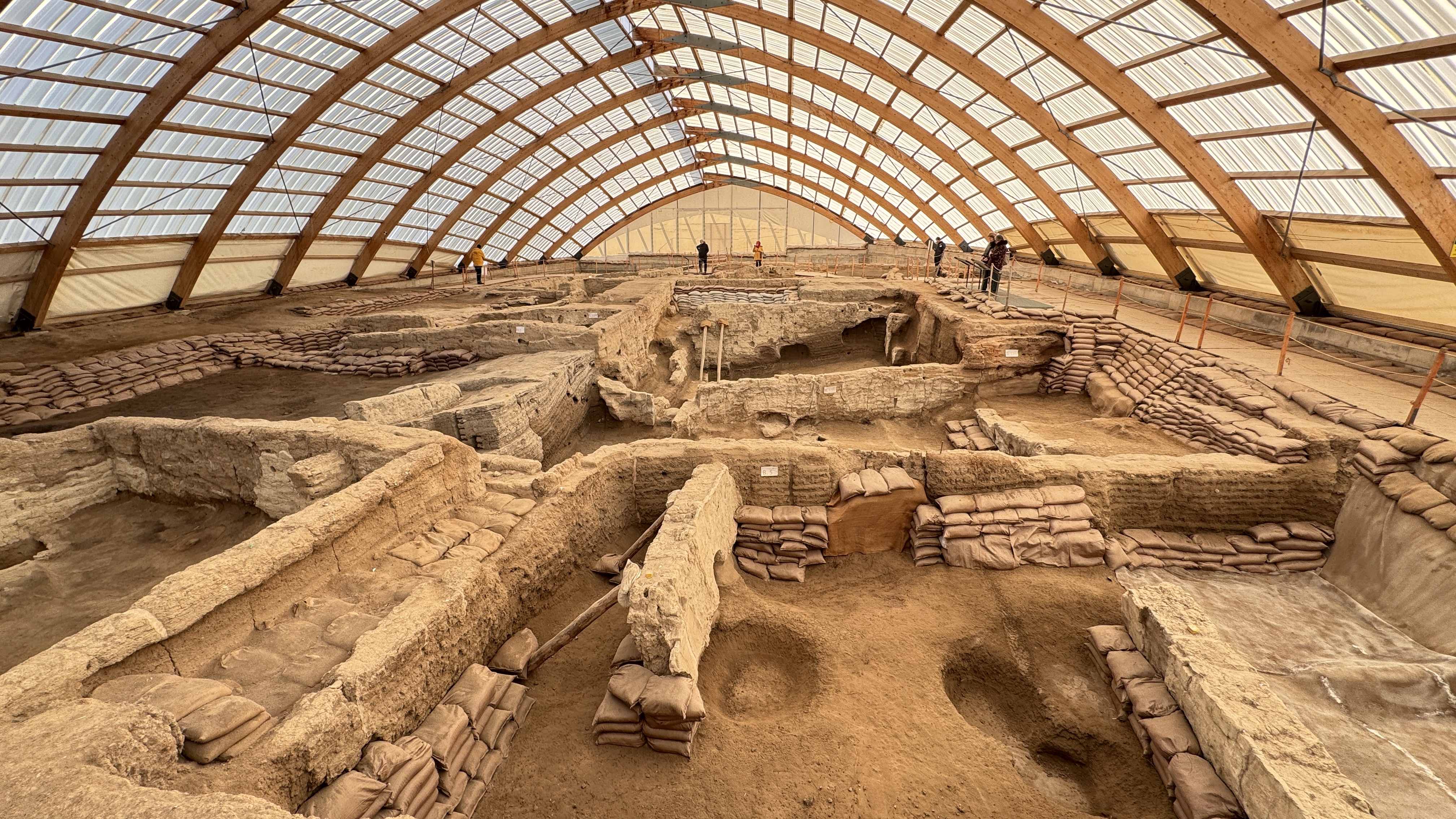 Catalhoyuk reveals secrets of 9,000-year-old civilization