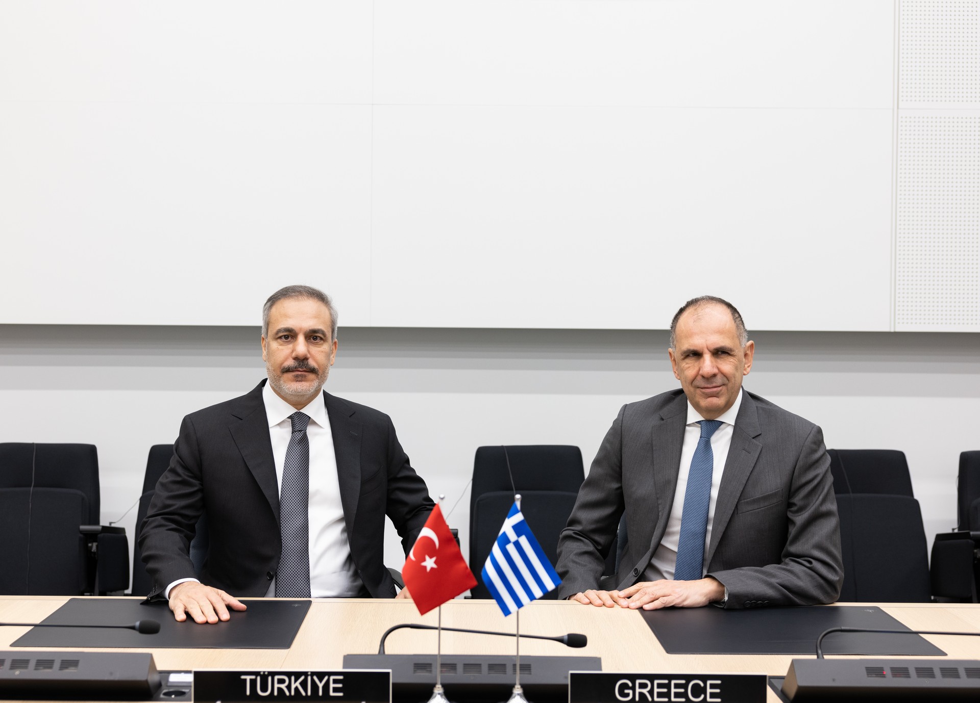 Turkish FM Fidan meets Greek counterpart Gerapetritis during NATO meeting