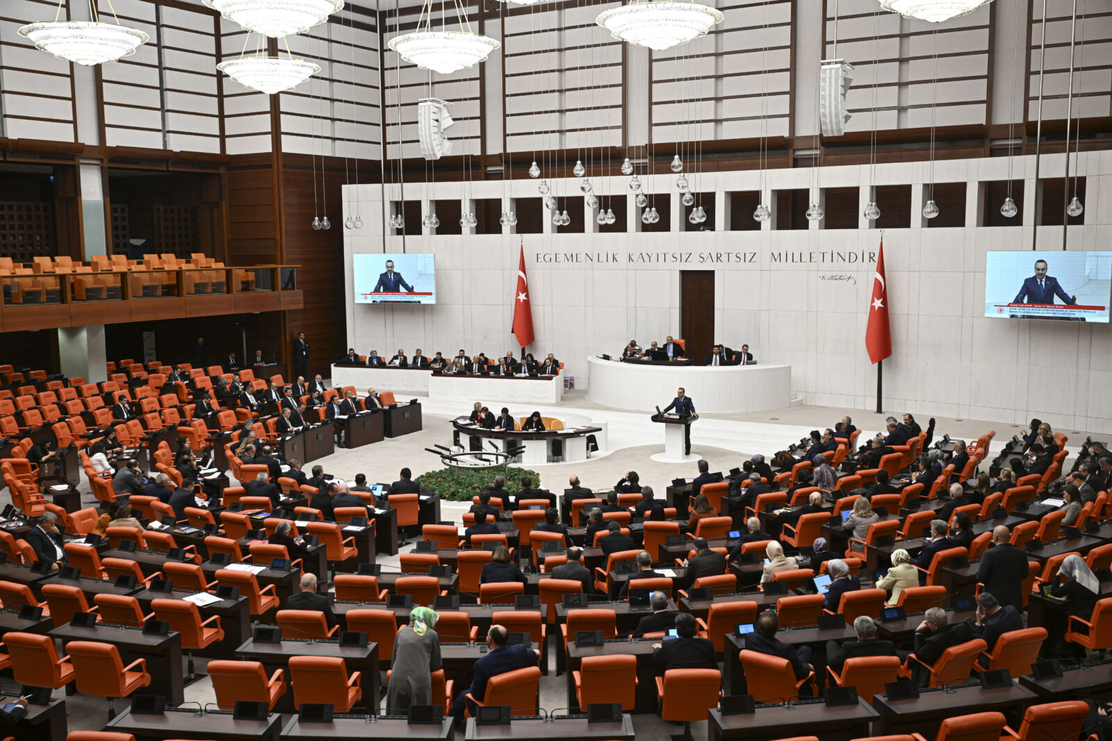 Industry Minister Kacir refutes opposition claims of riding Mercedes instead of Togg