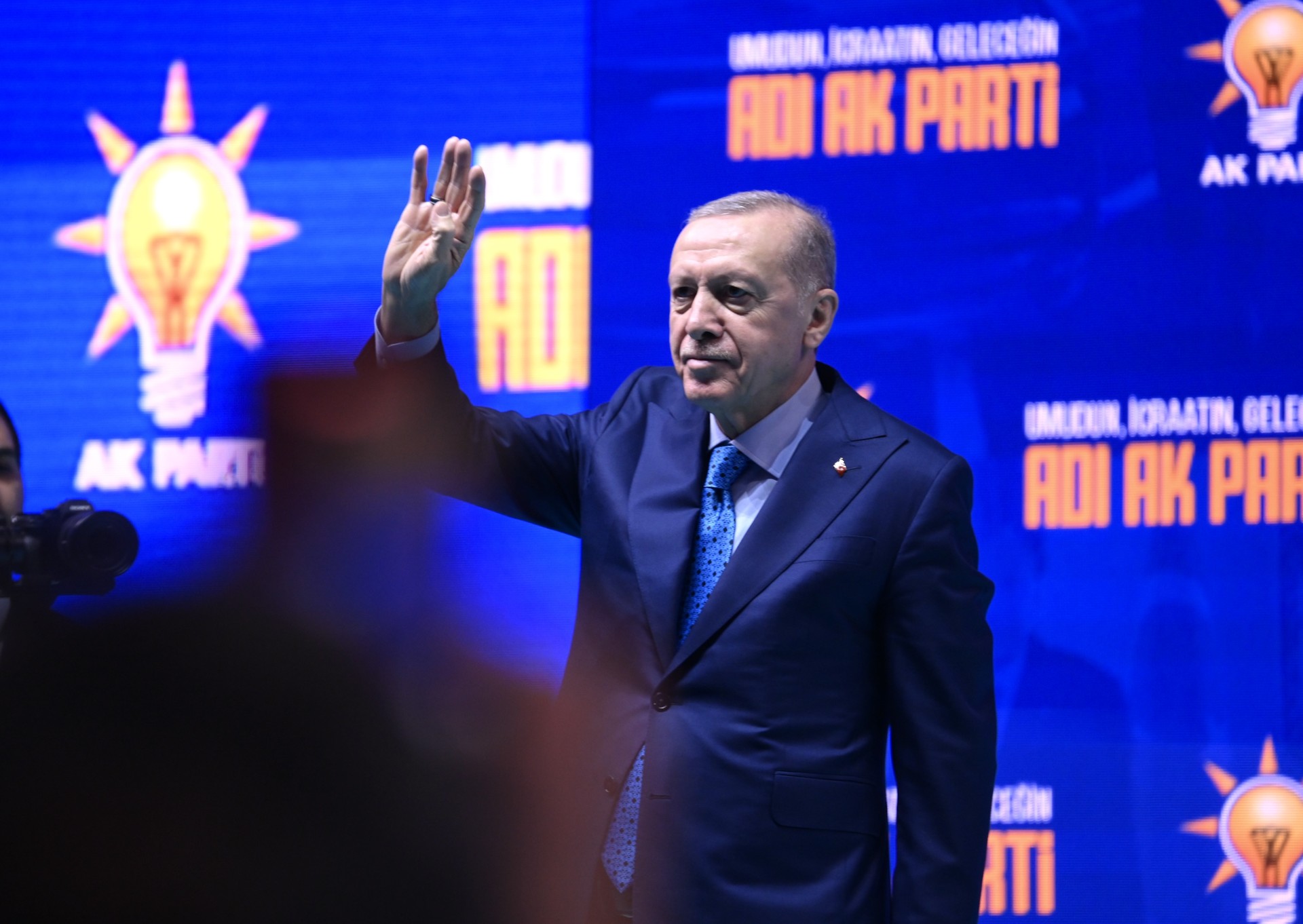 Syrians who want to stay in Türkiye are more than welcome: Erdogan