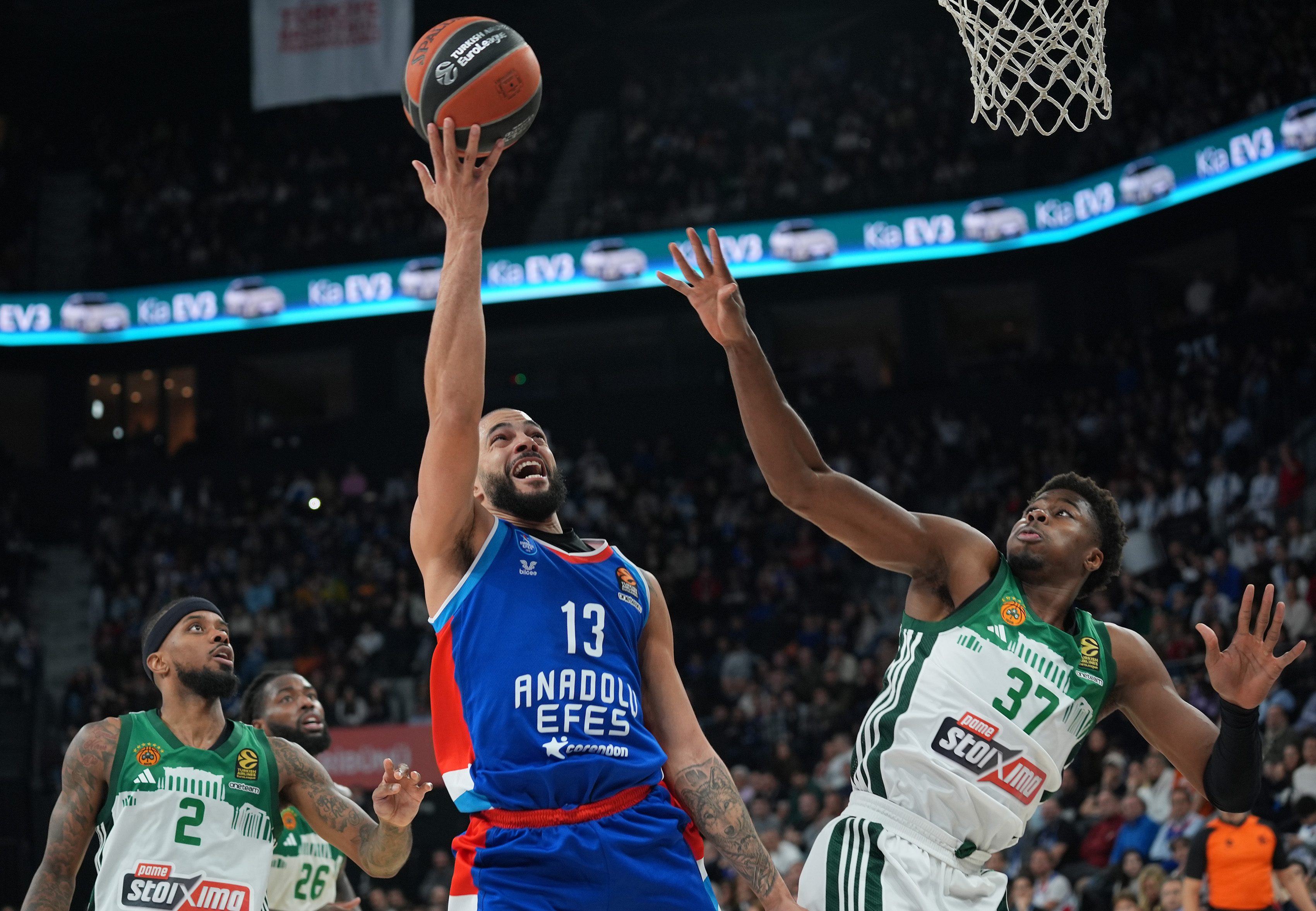 Turkish basketball teams gear up for busy week in European competitions