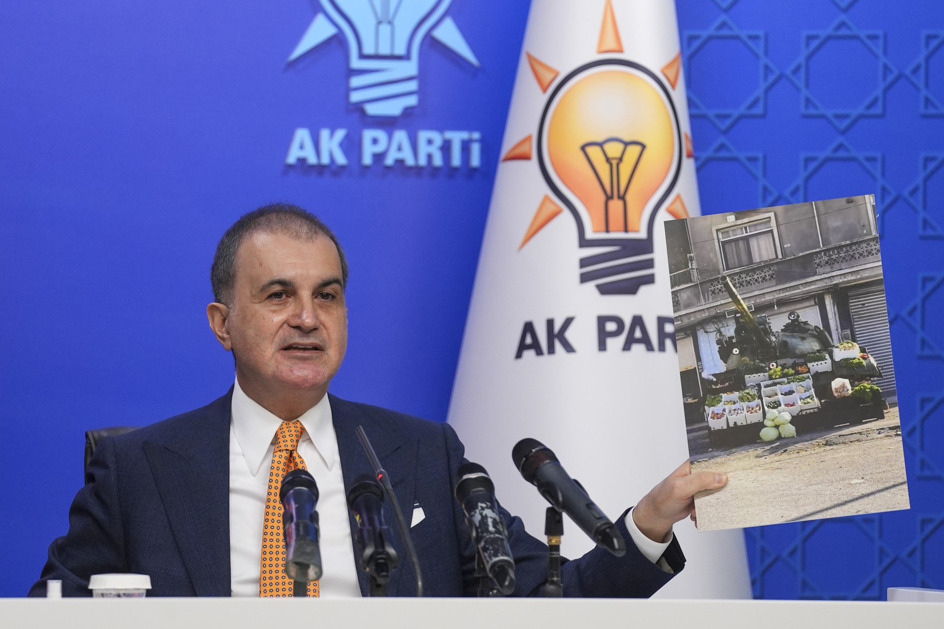 Türkiye's support for HTS false narrative, says AK Party spox
