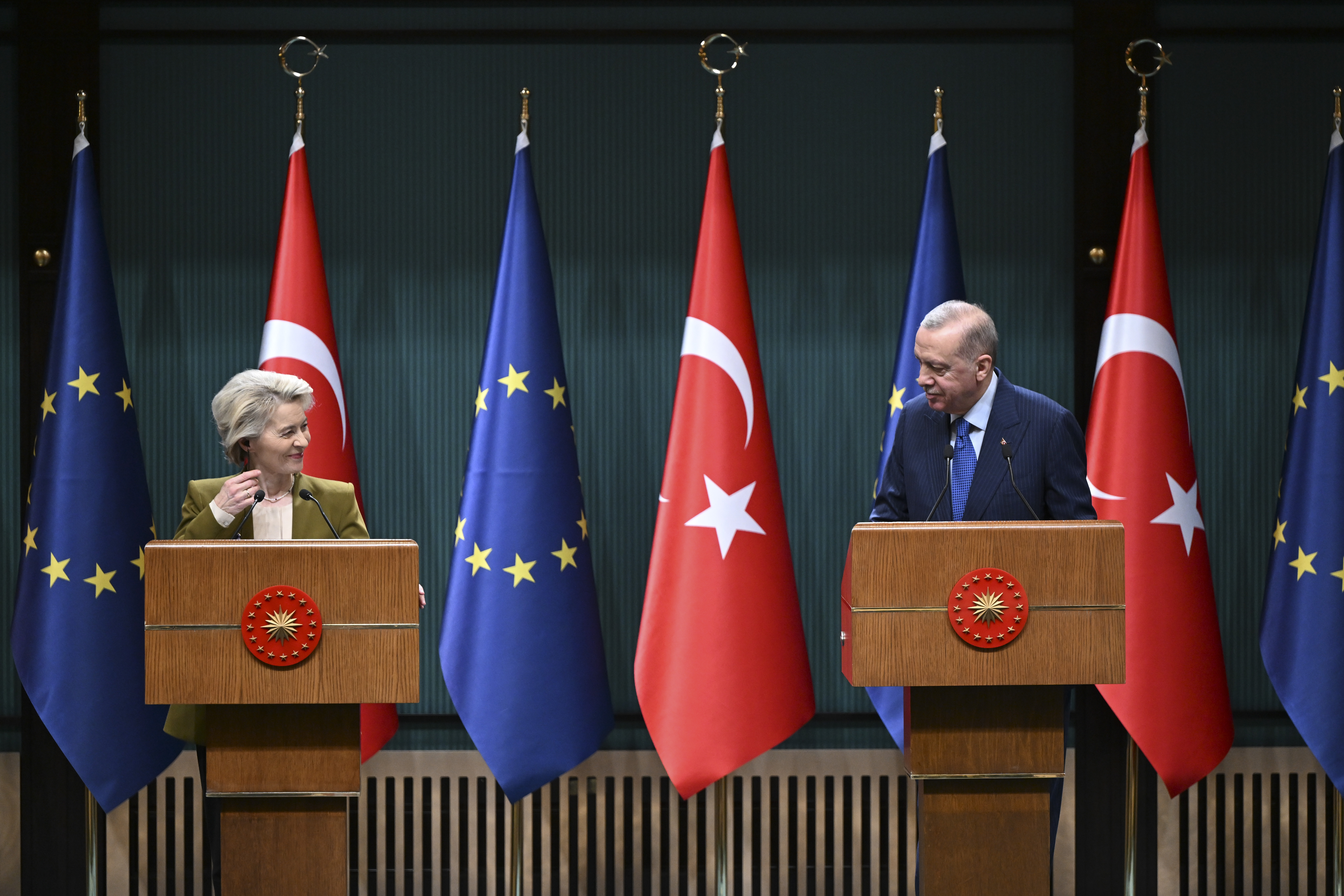Le Monde: Türkiye now vital to EU's strategic interests