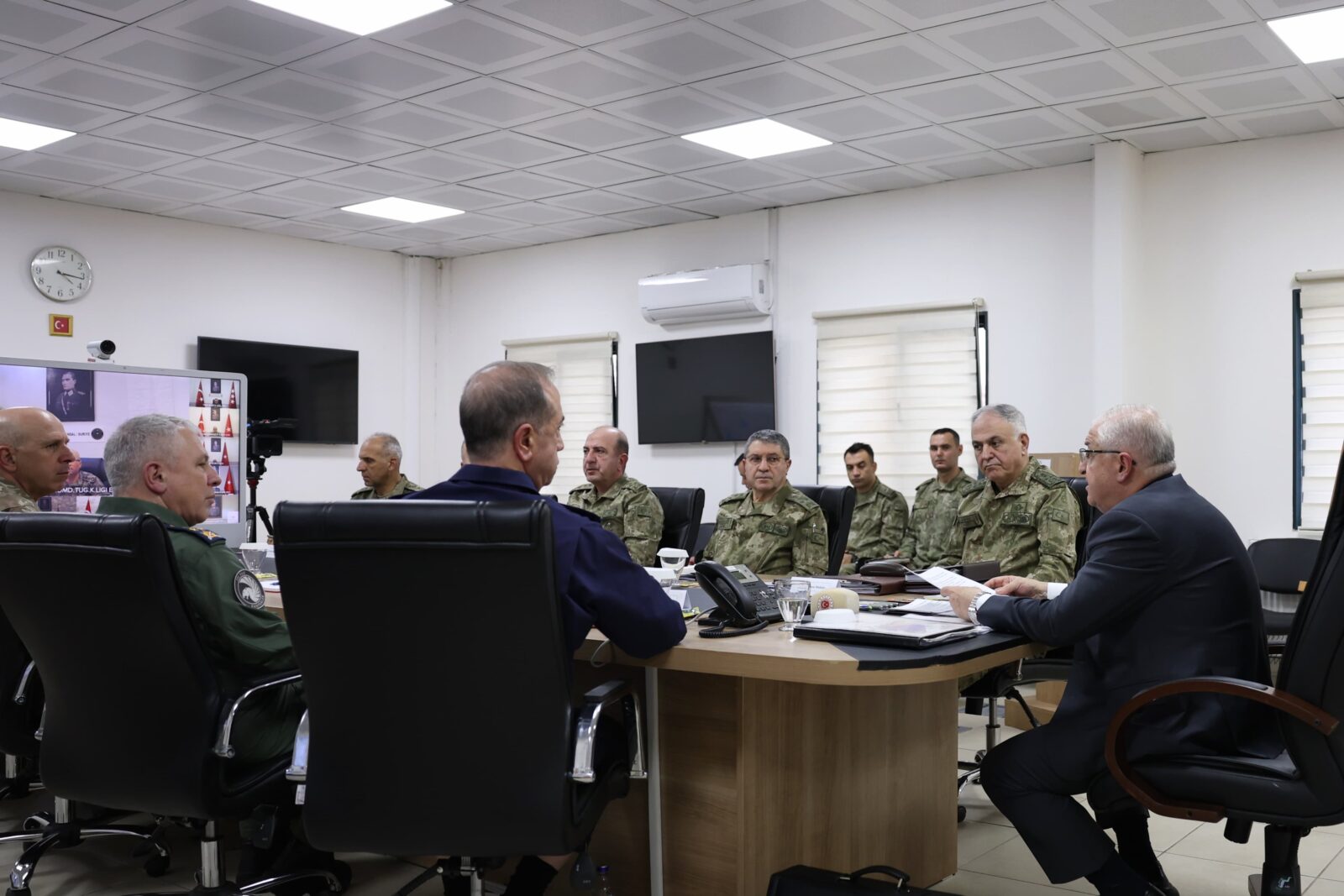 Turkish army only one fighting Daesh face-to-face: Defense Minister