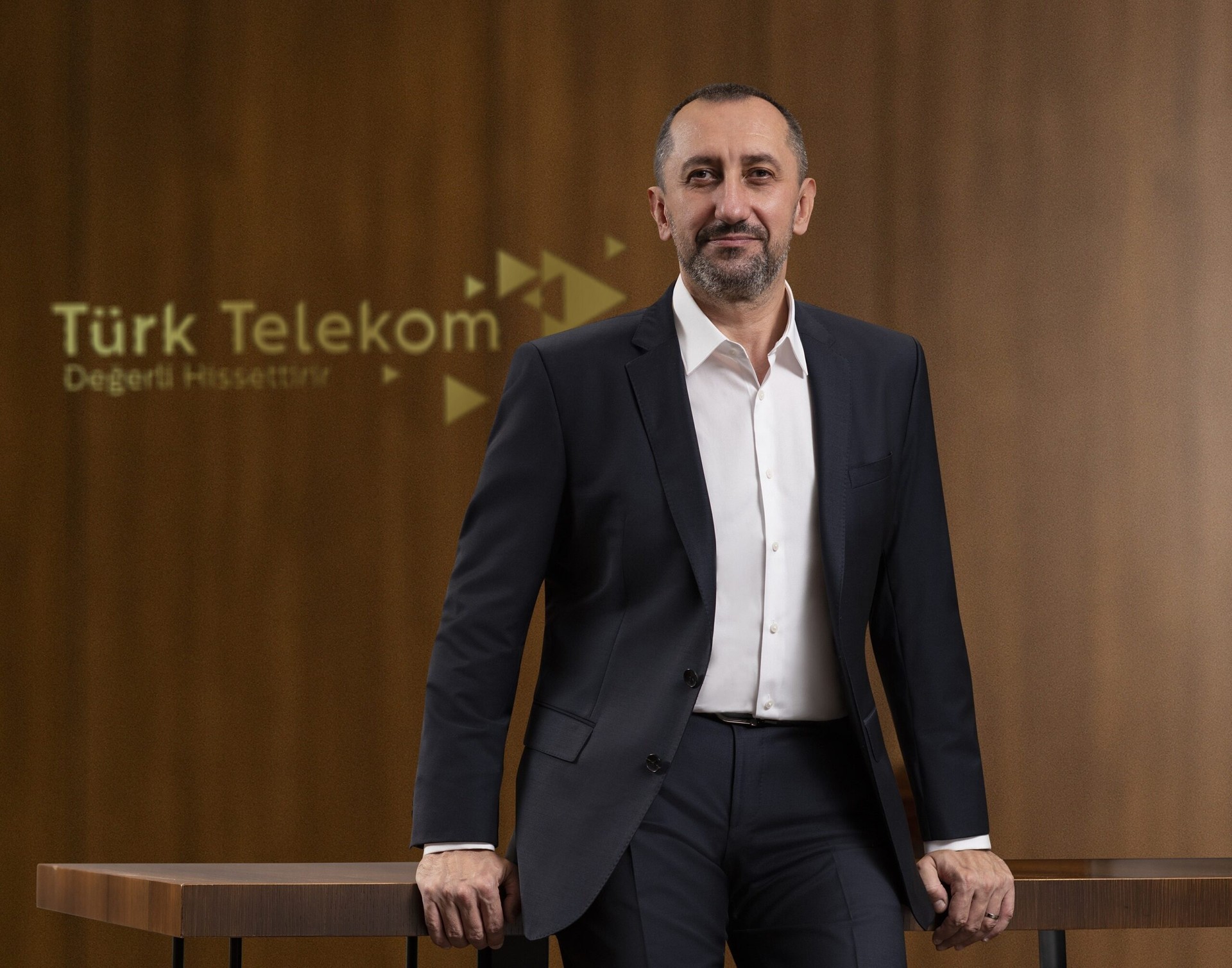 Turk Telekom to build solar power plant